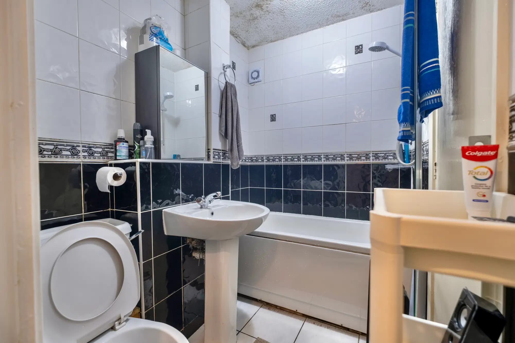 property photo 12 of 22