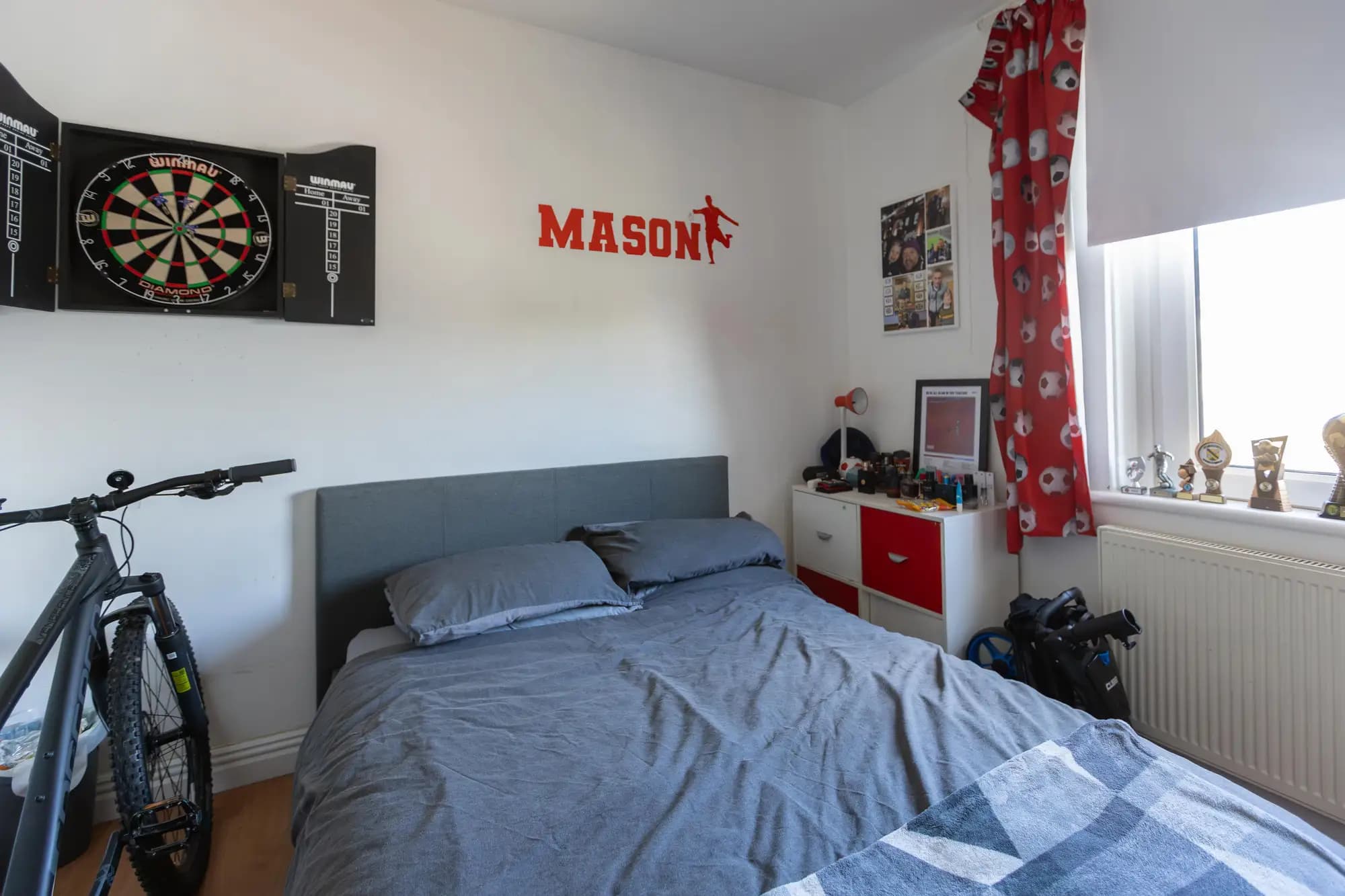 property photo 11 of 28