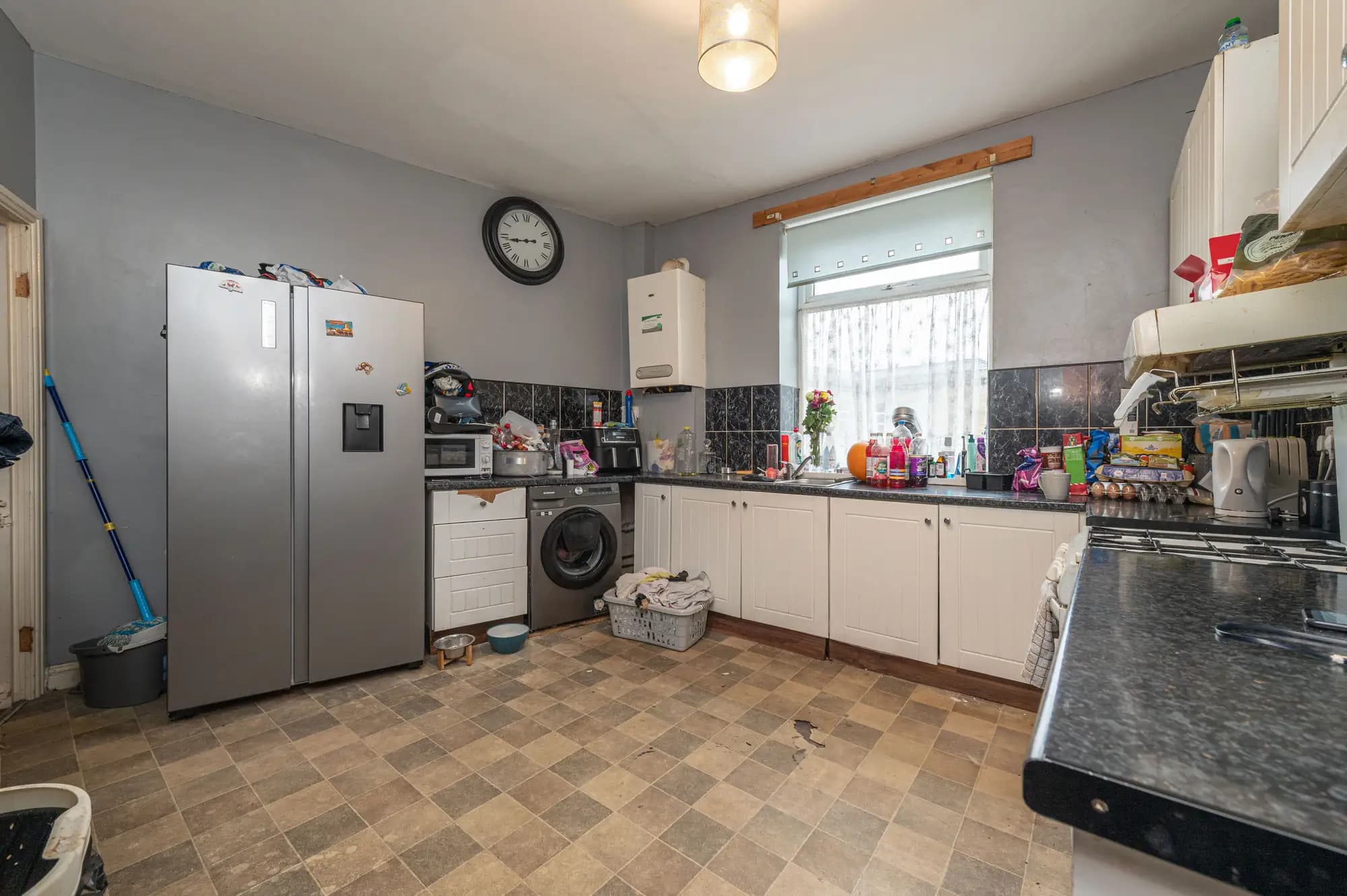 property photo 5 of 20