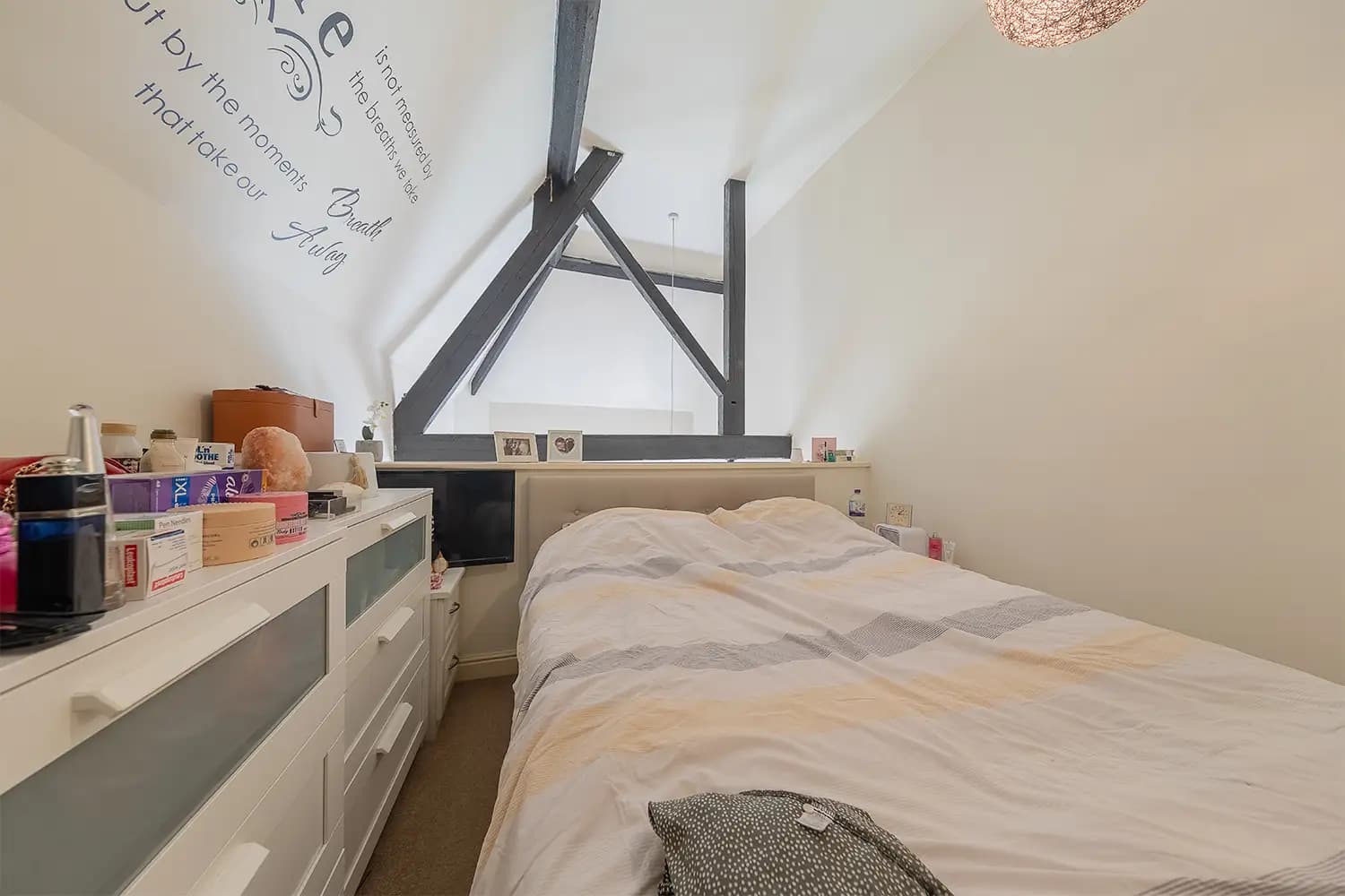 property photo 13 of 25