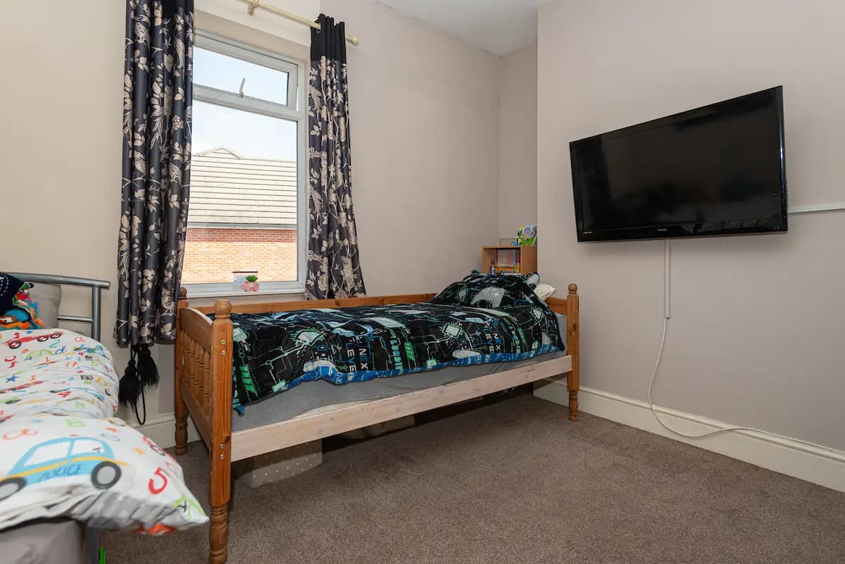 property photo 29 of 55
