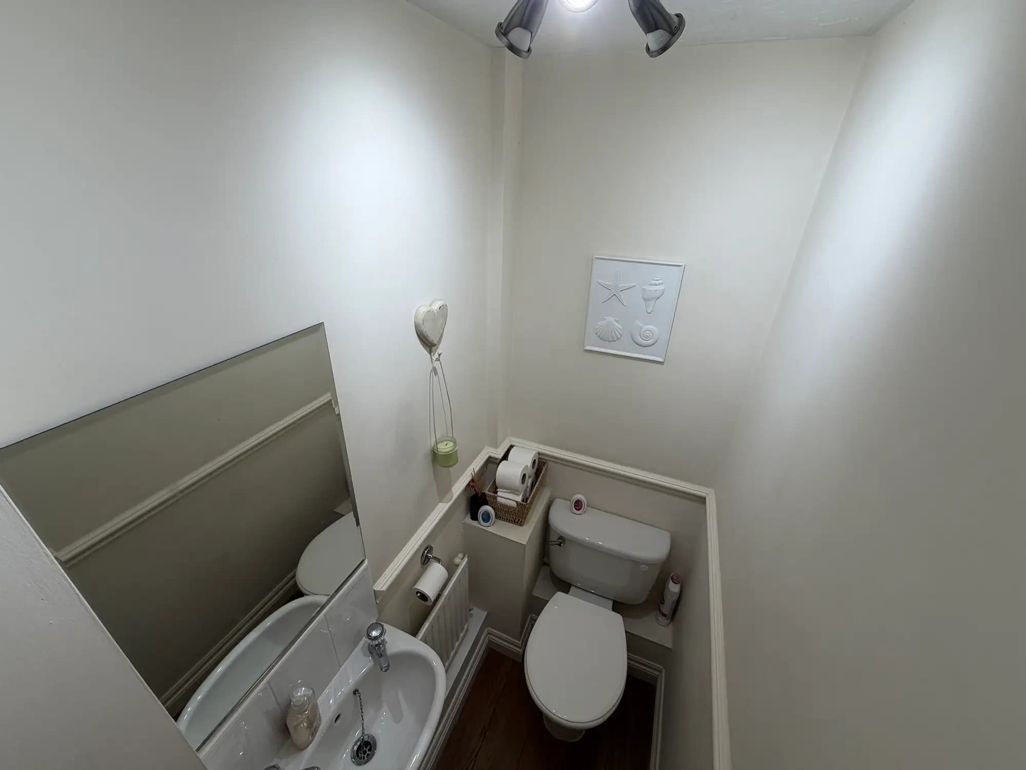 property photo 10 of 17