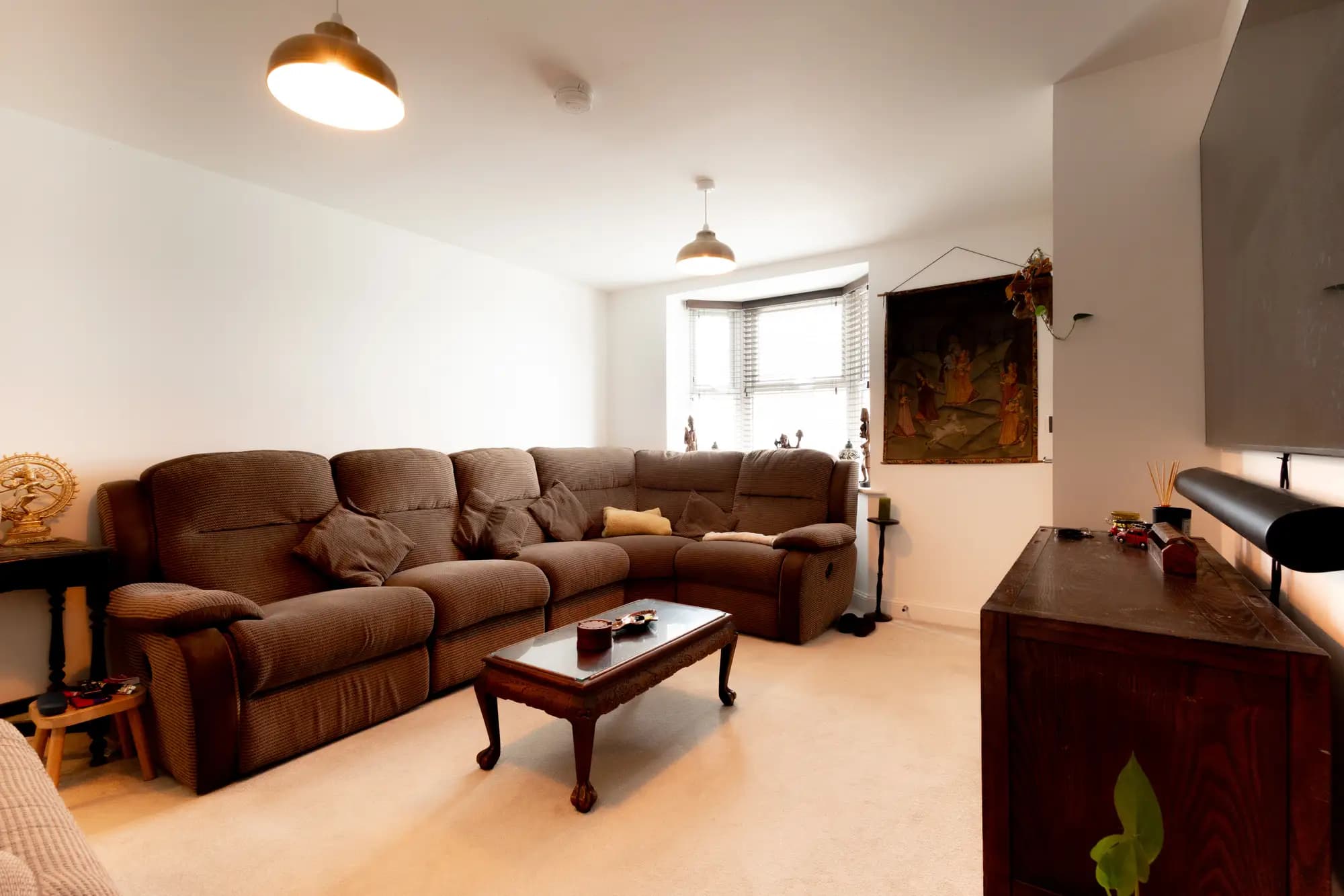 property photo 4 of 36