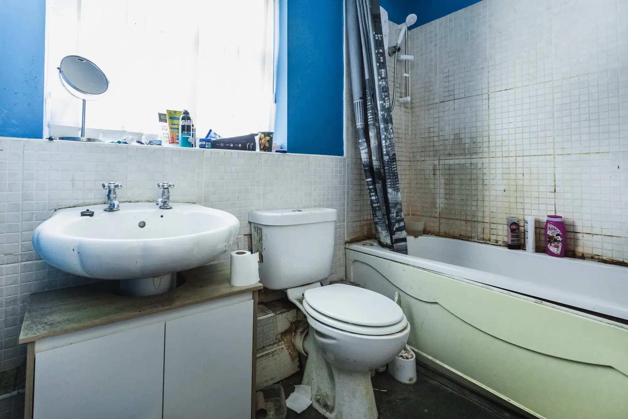 property photo 8 of 21