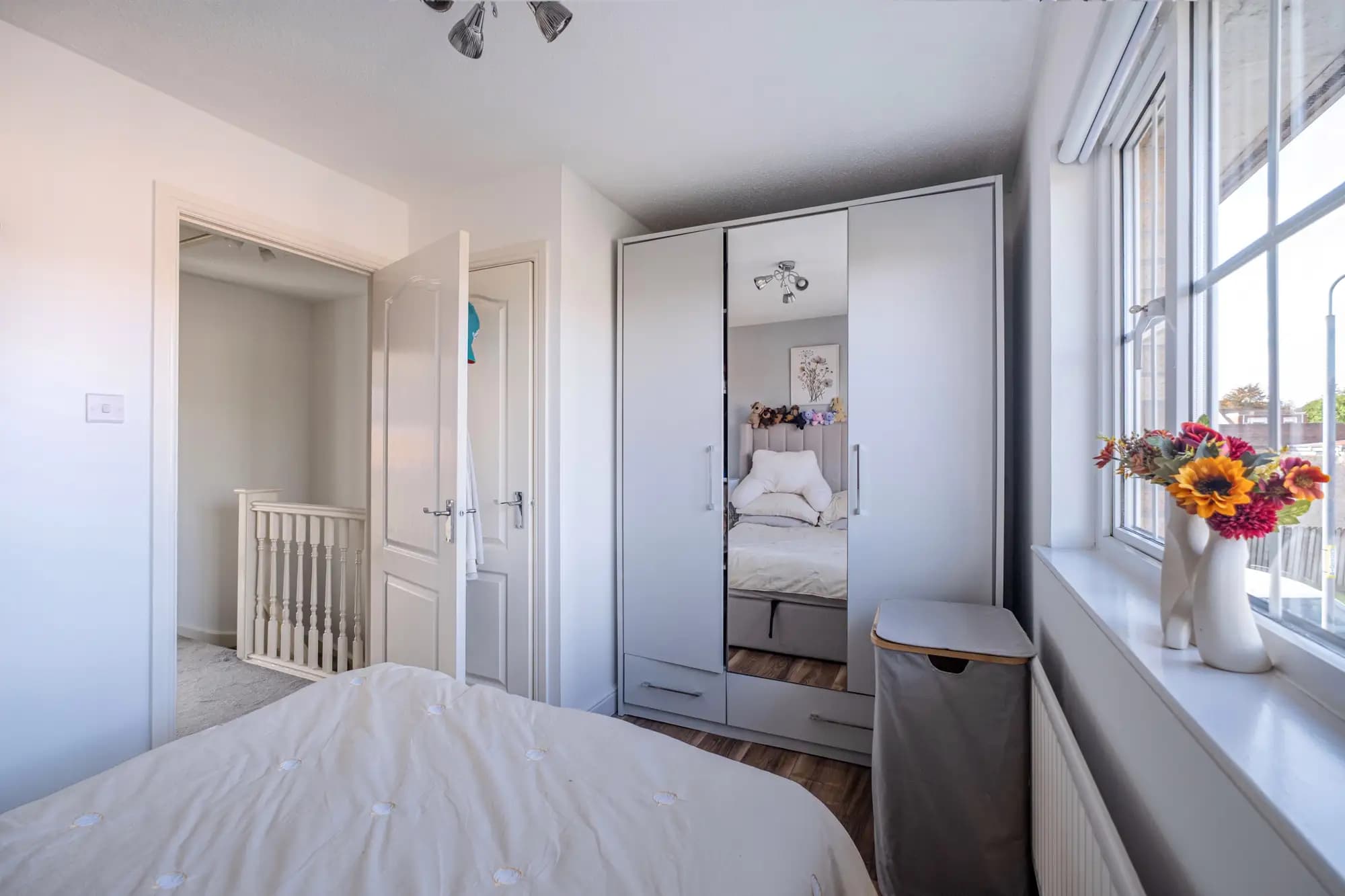 property photo 20 of 28