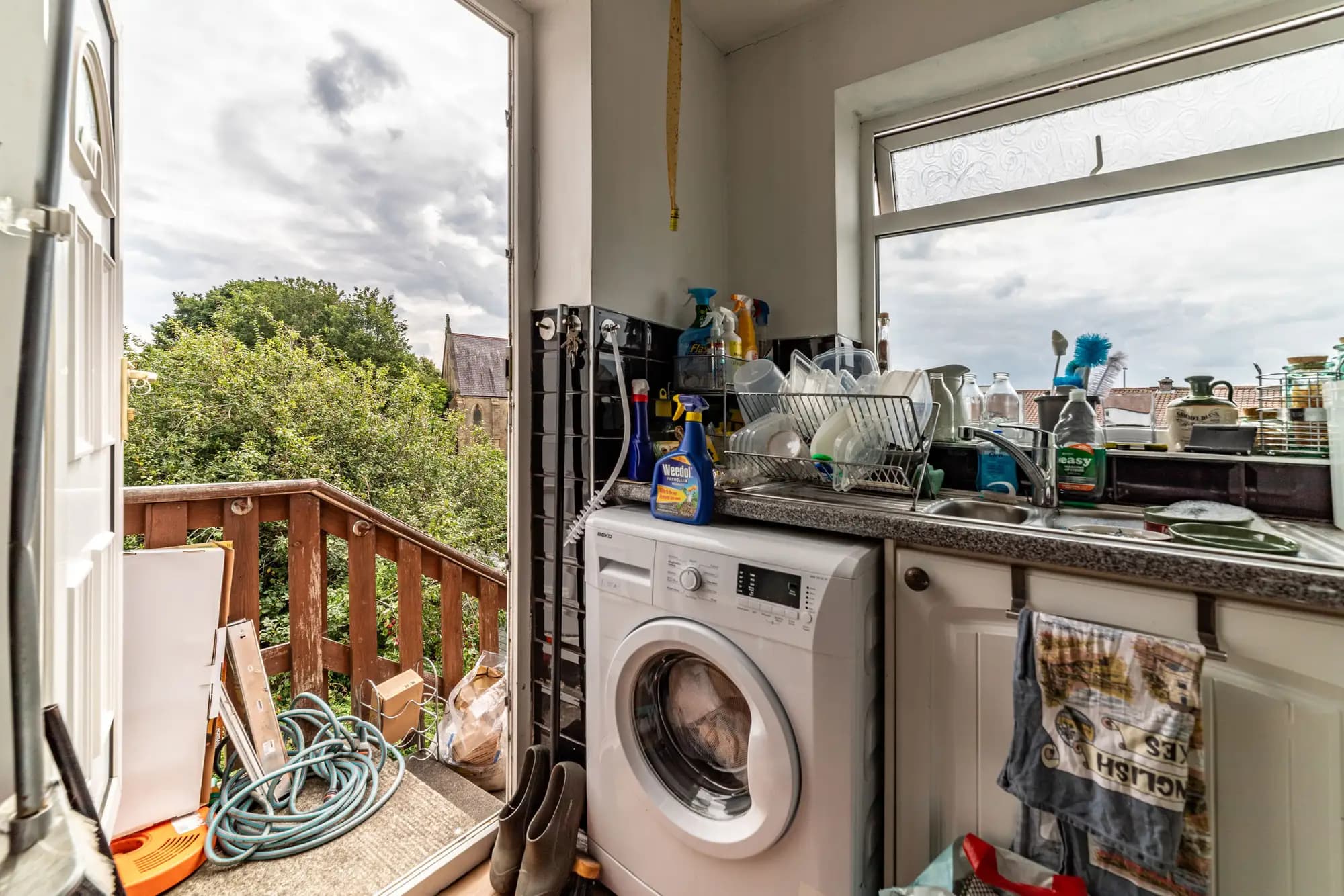 property photo 11 of 29