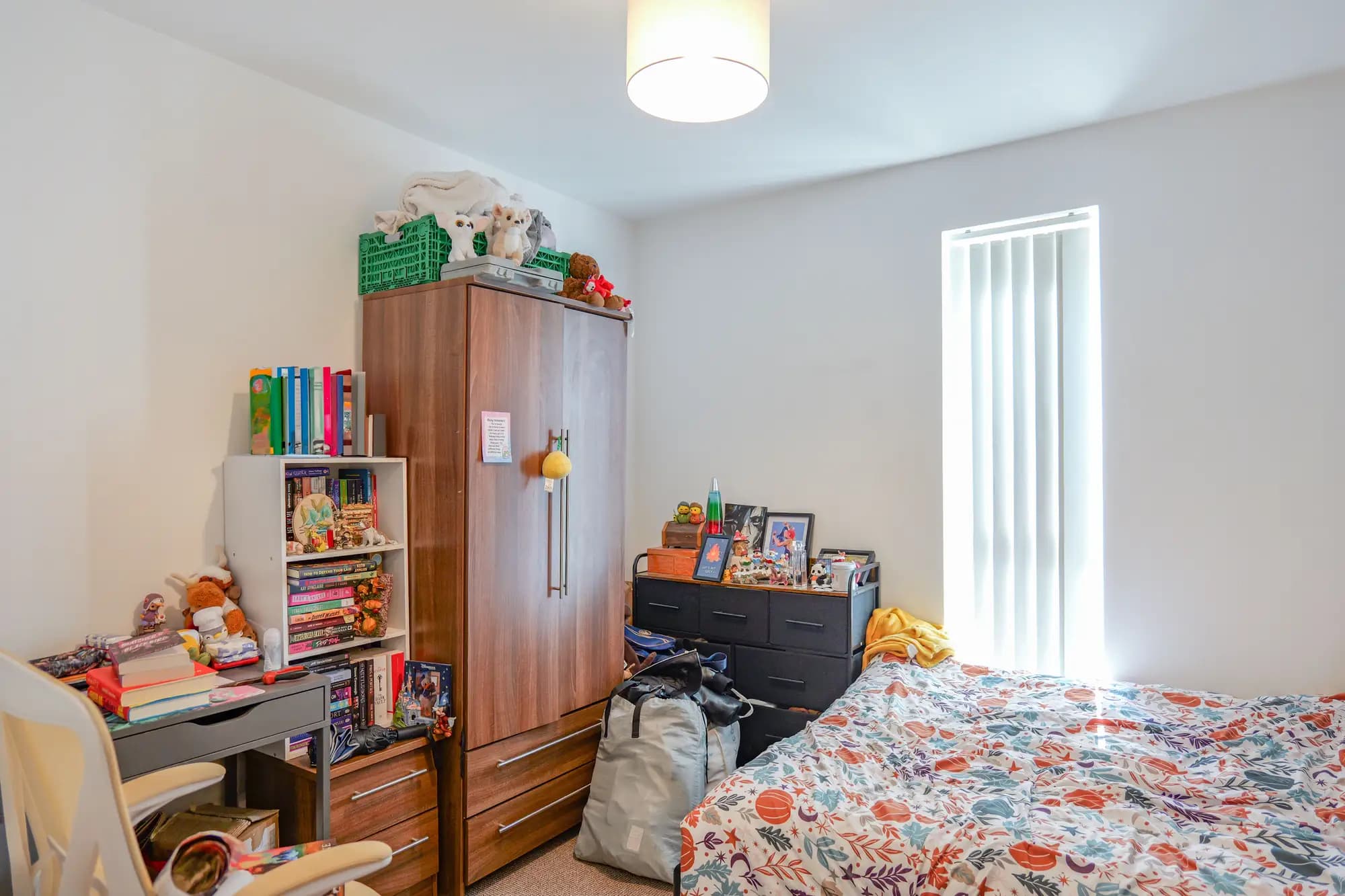 property photo 16 of 35