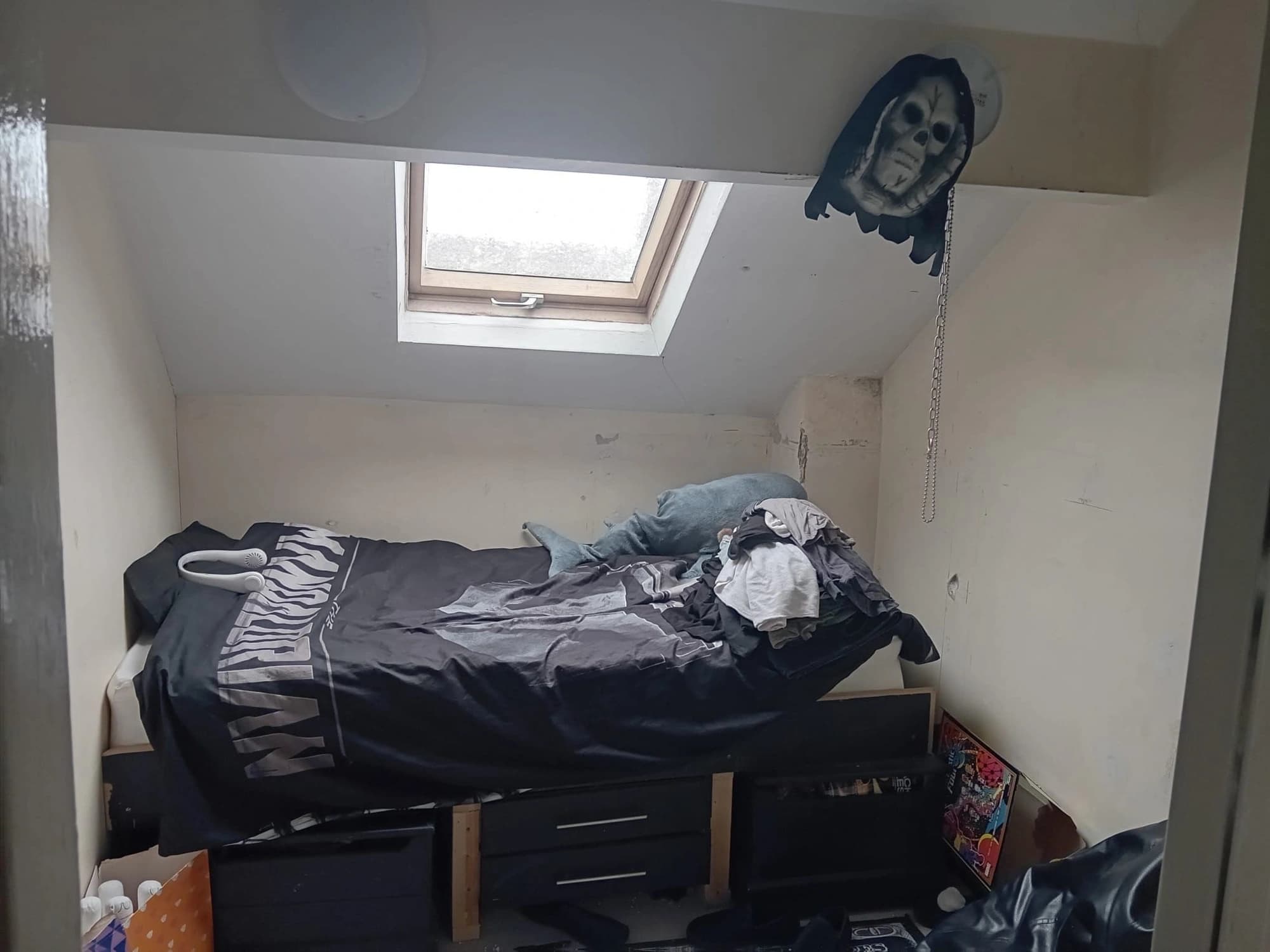 property photo 9 of 23