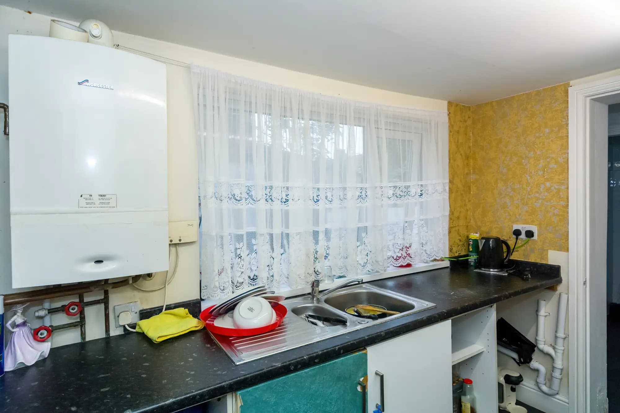 property photo 6 of 20