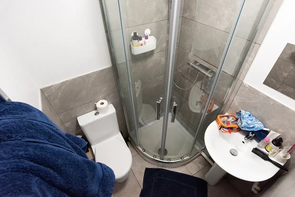 property photo 12 of 37