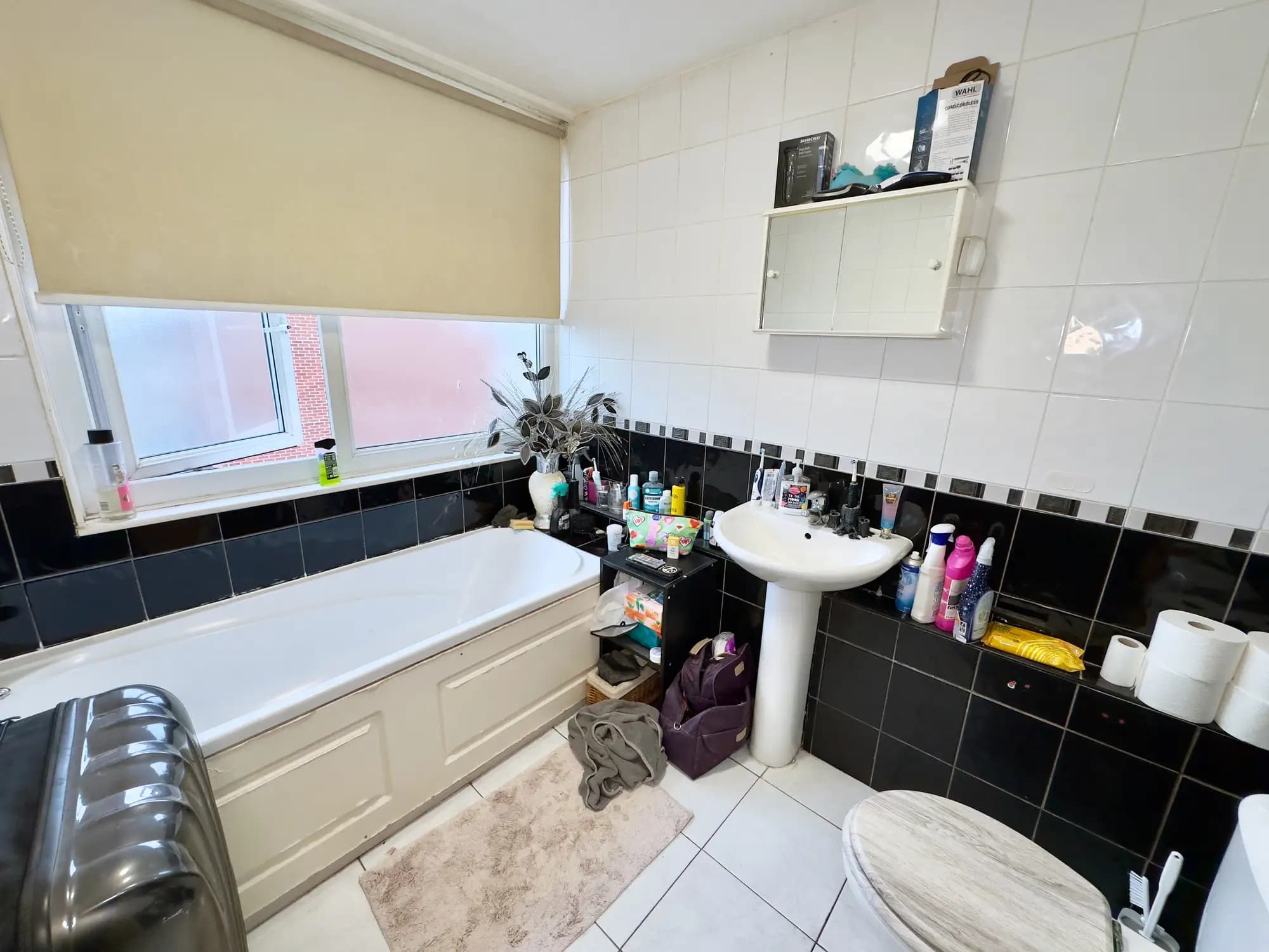 property photo 10 of 24