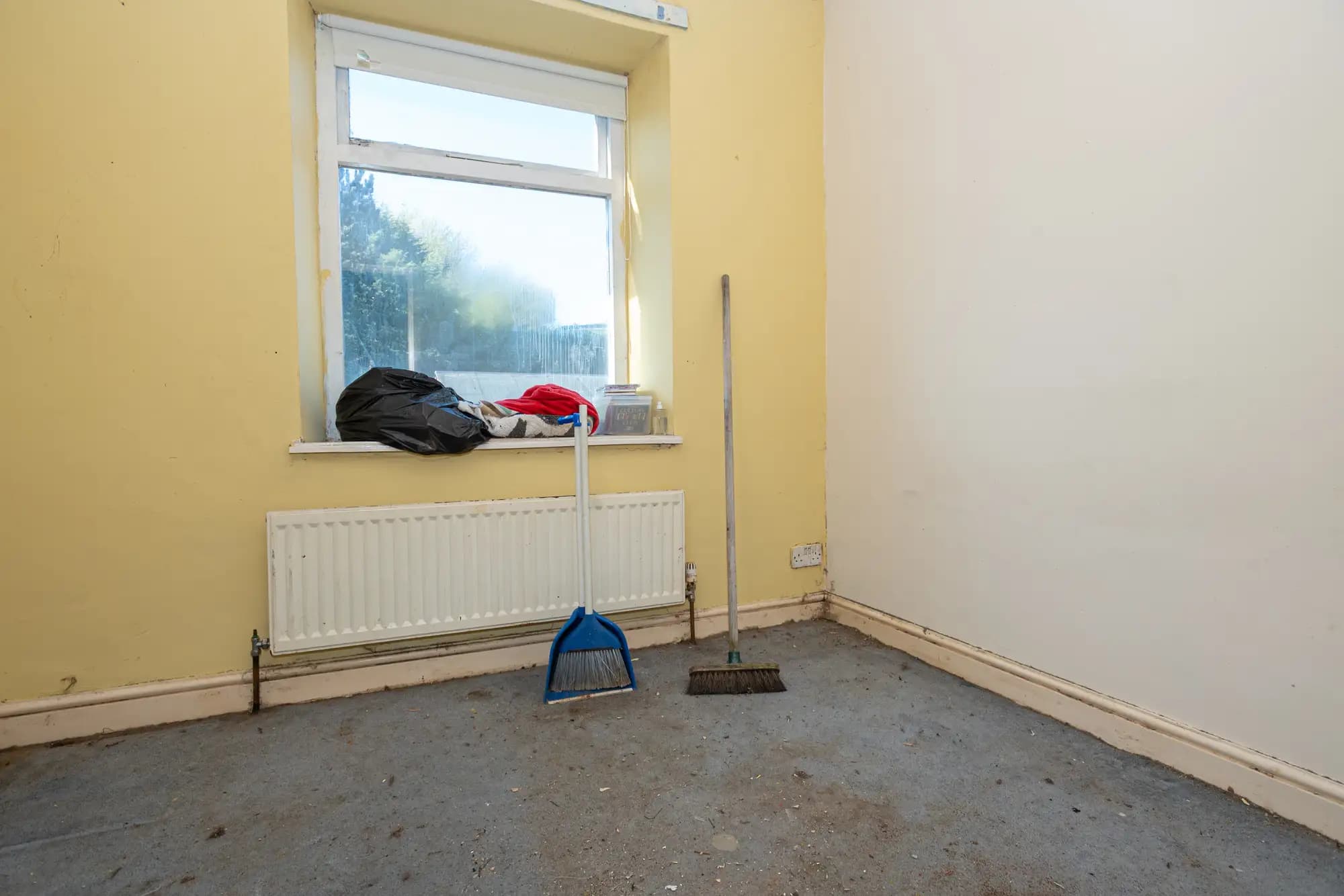 property photo 14 of 17