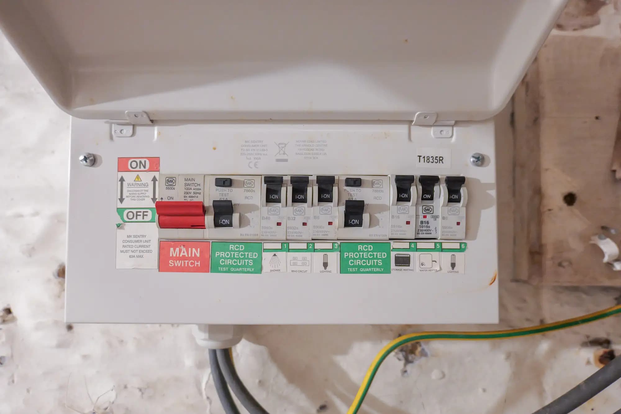 property photo 17 of 27