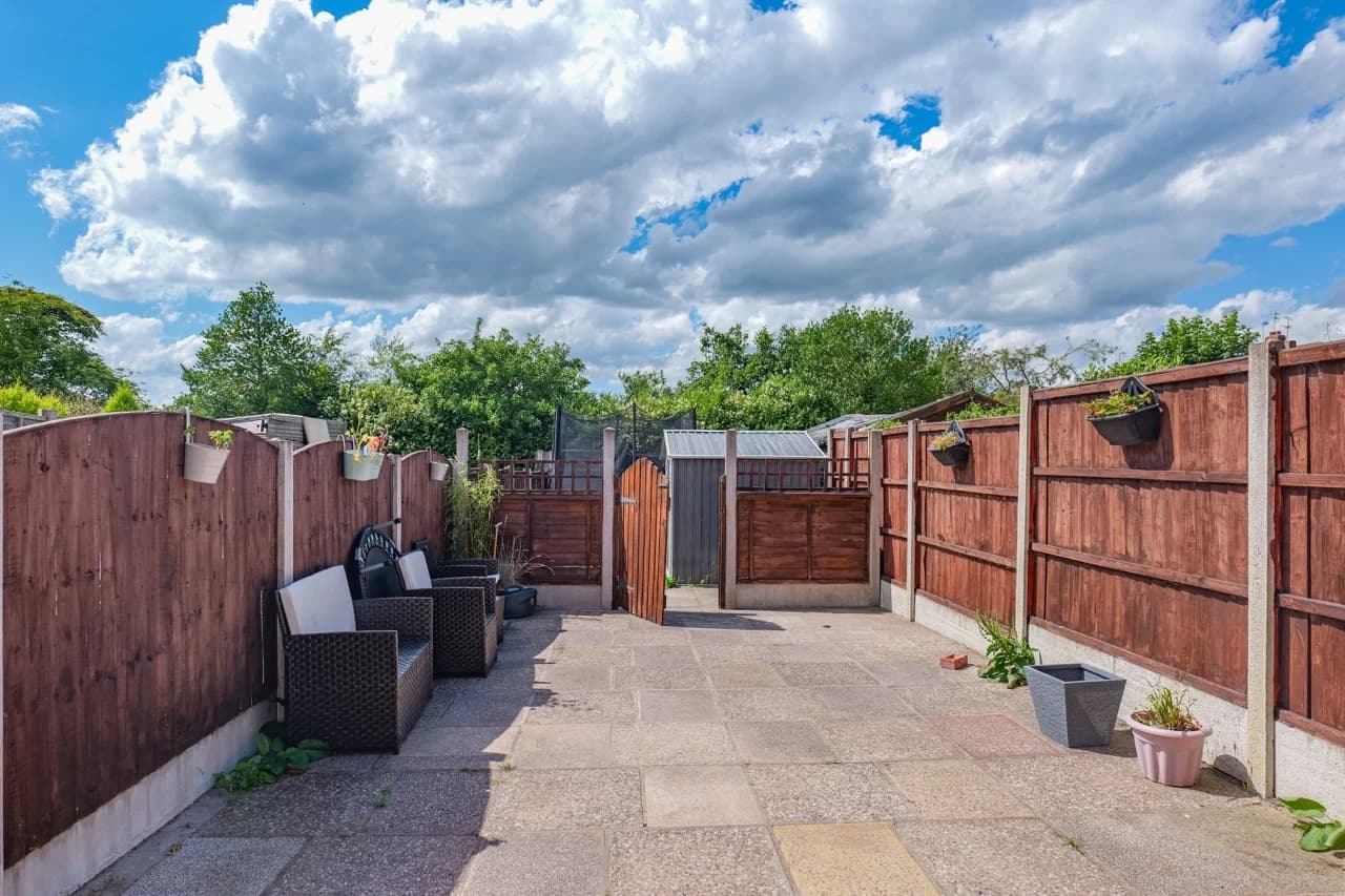 property photo 24 of 25