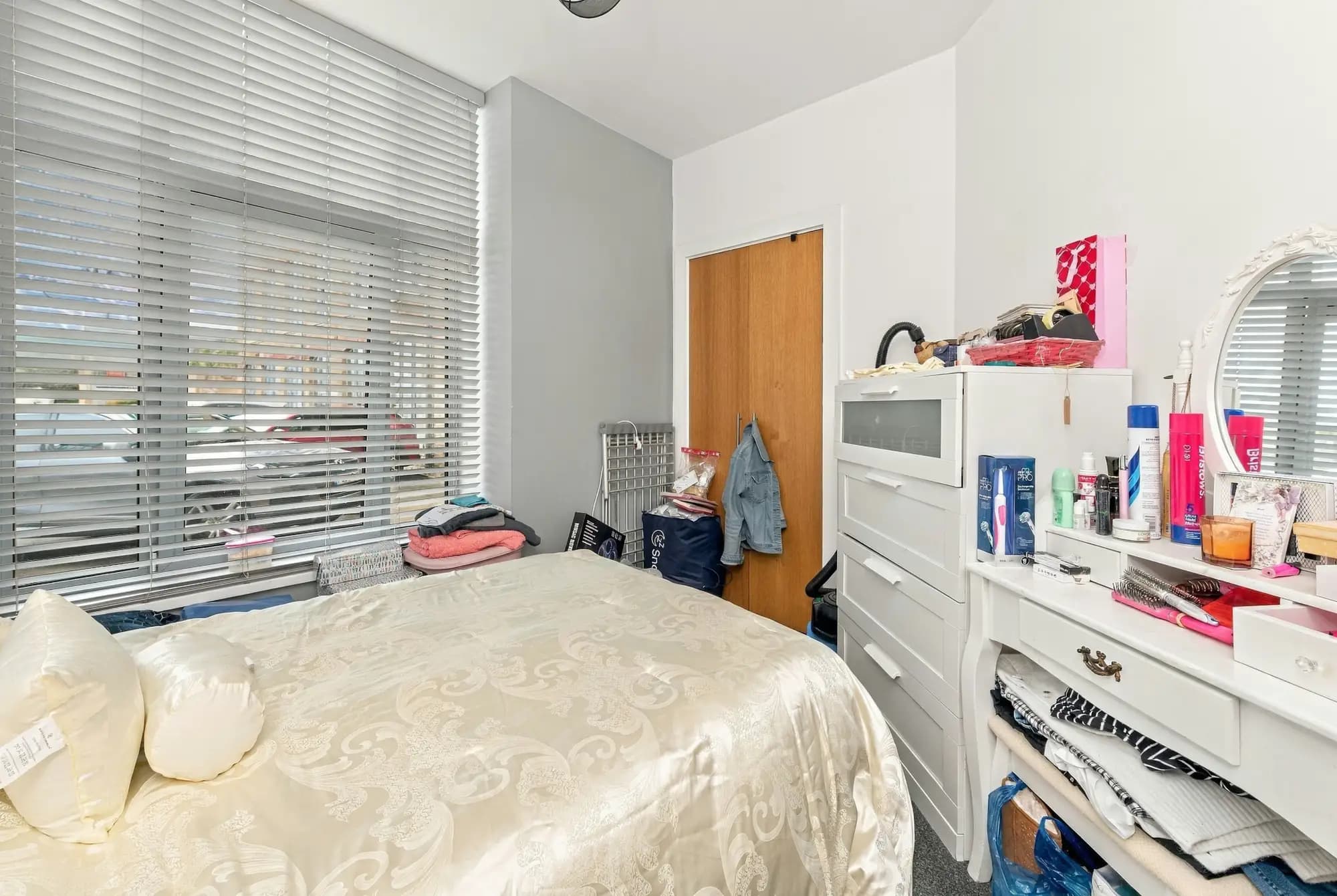 property photo 12 of 15