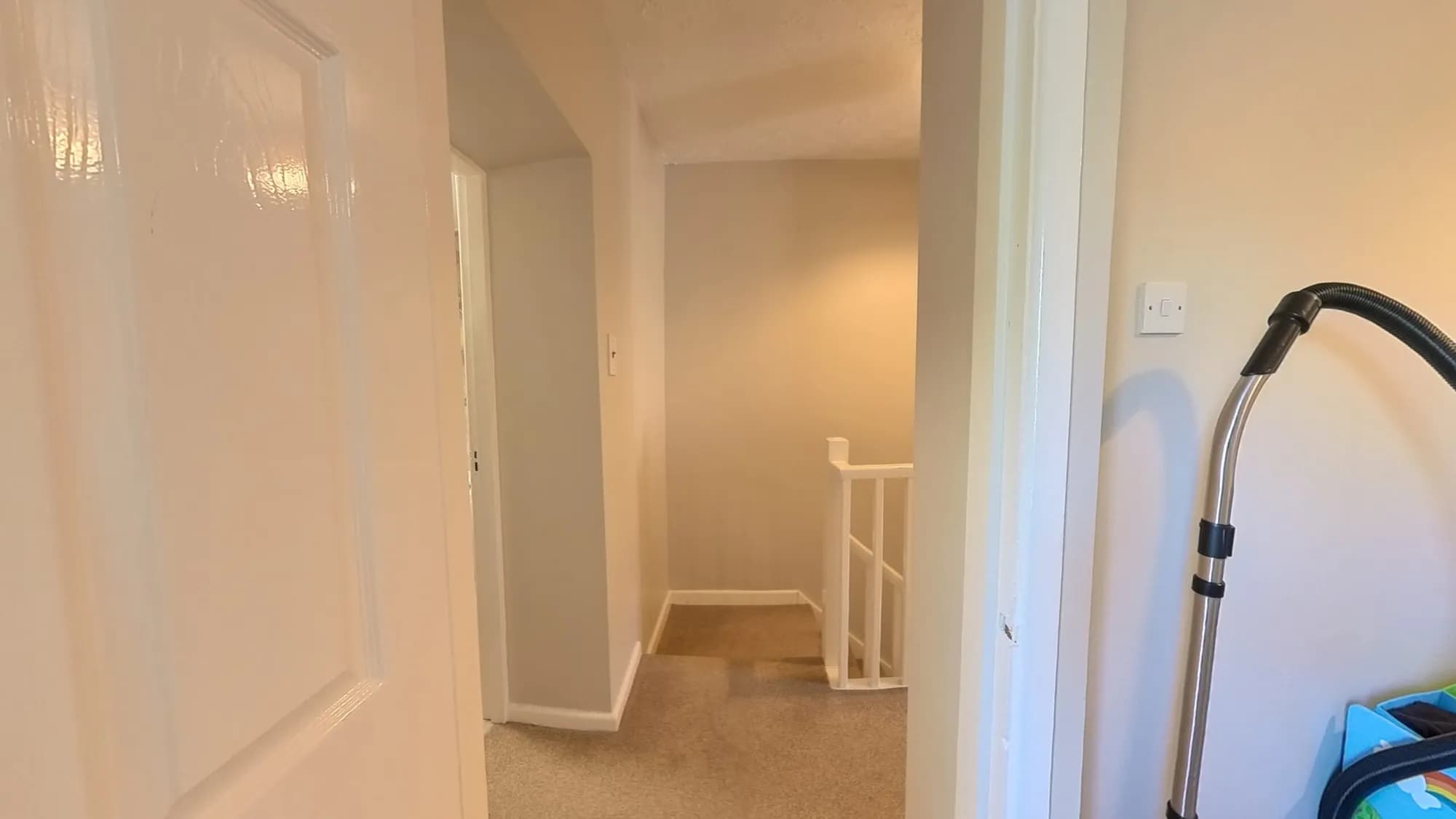 property photo 11 of 17