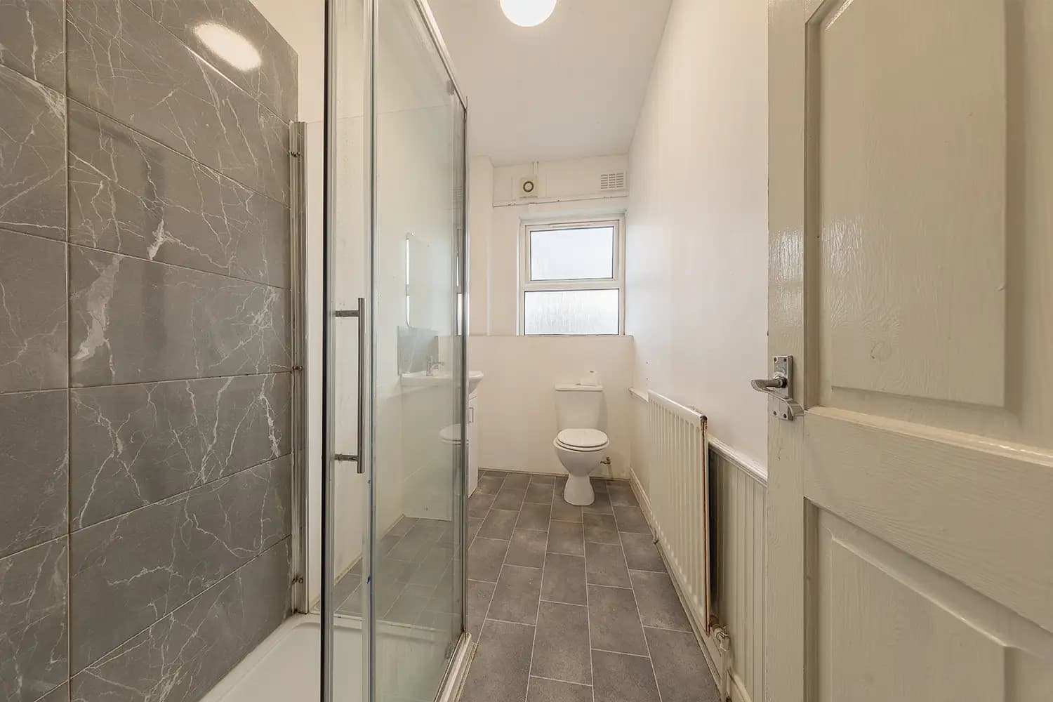 property photo 8 of 26