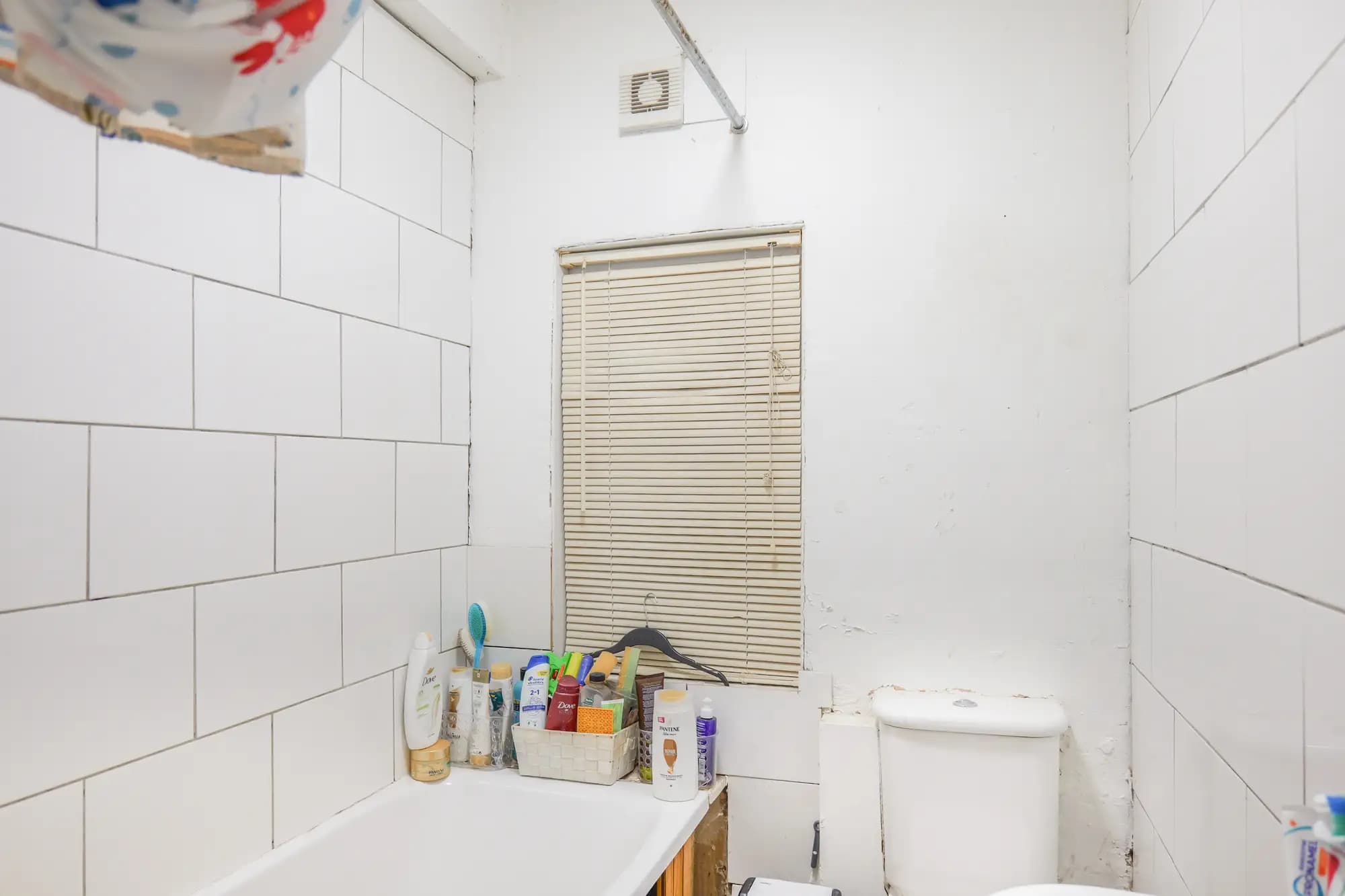 property photo 9 of 16