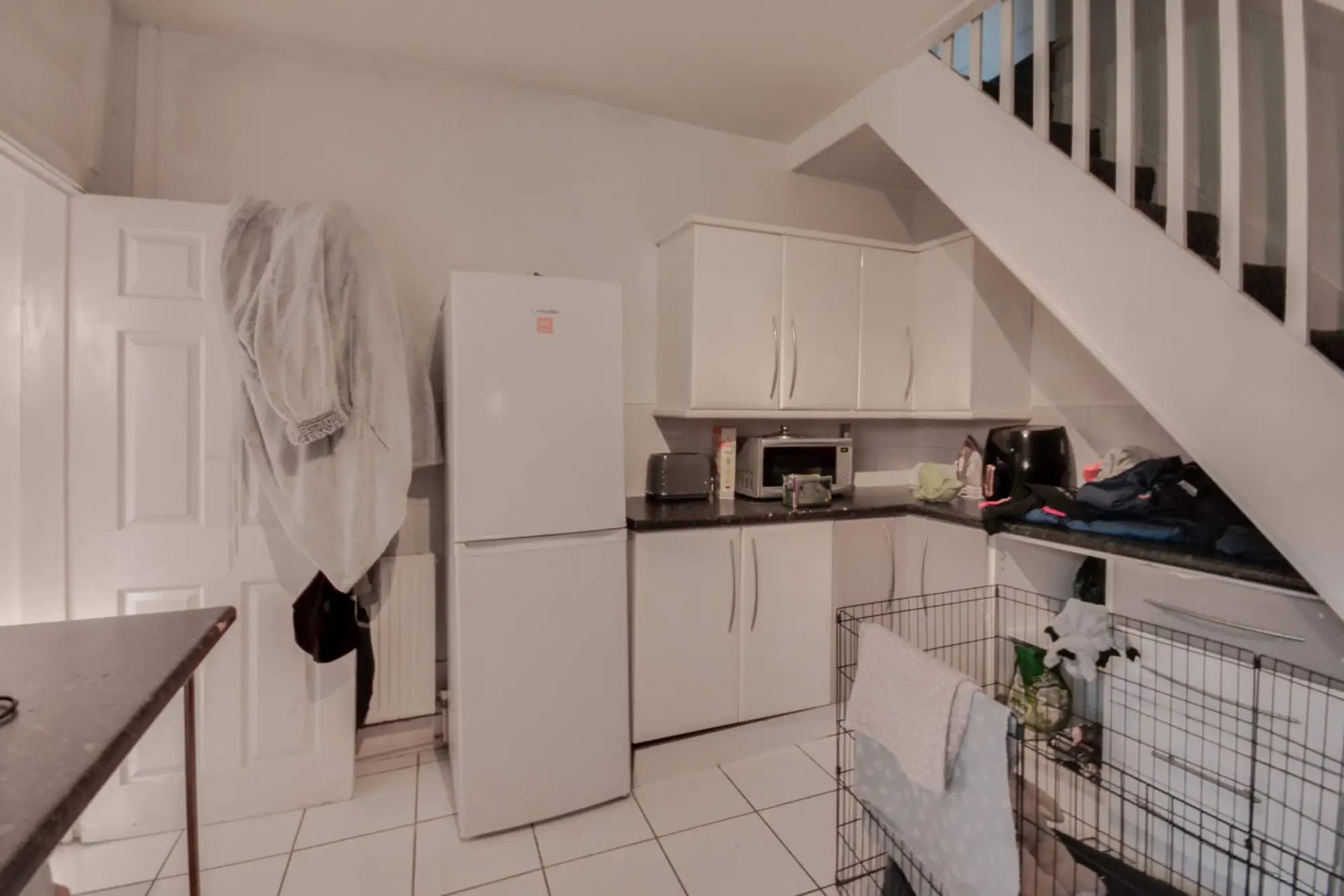 property photo 5 of 14