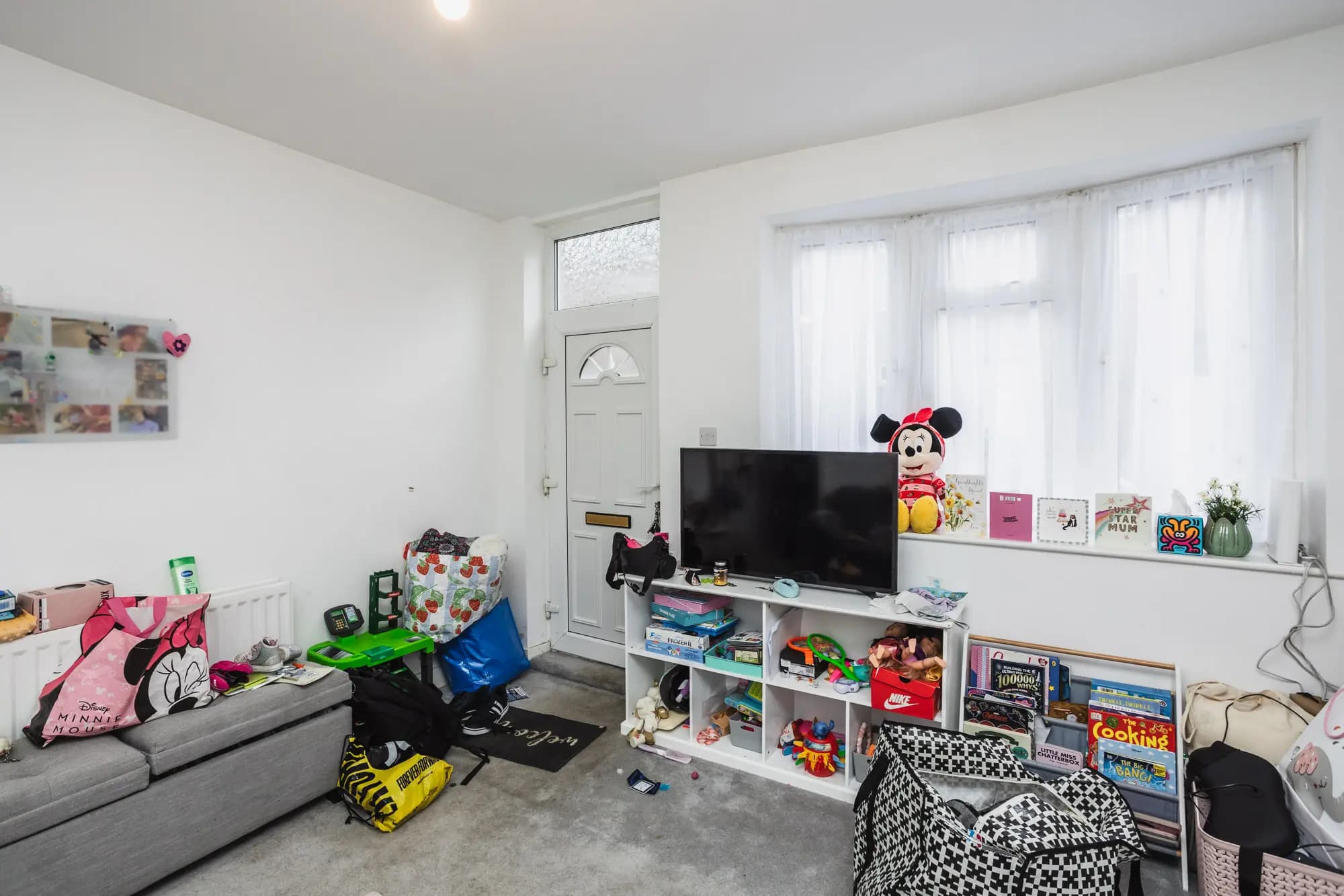 property photo 4 of 38