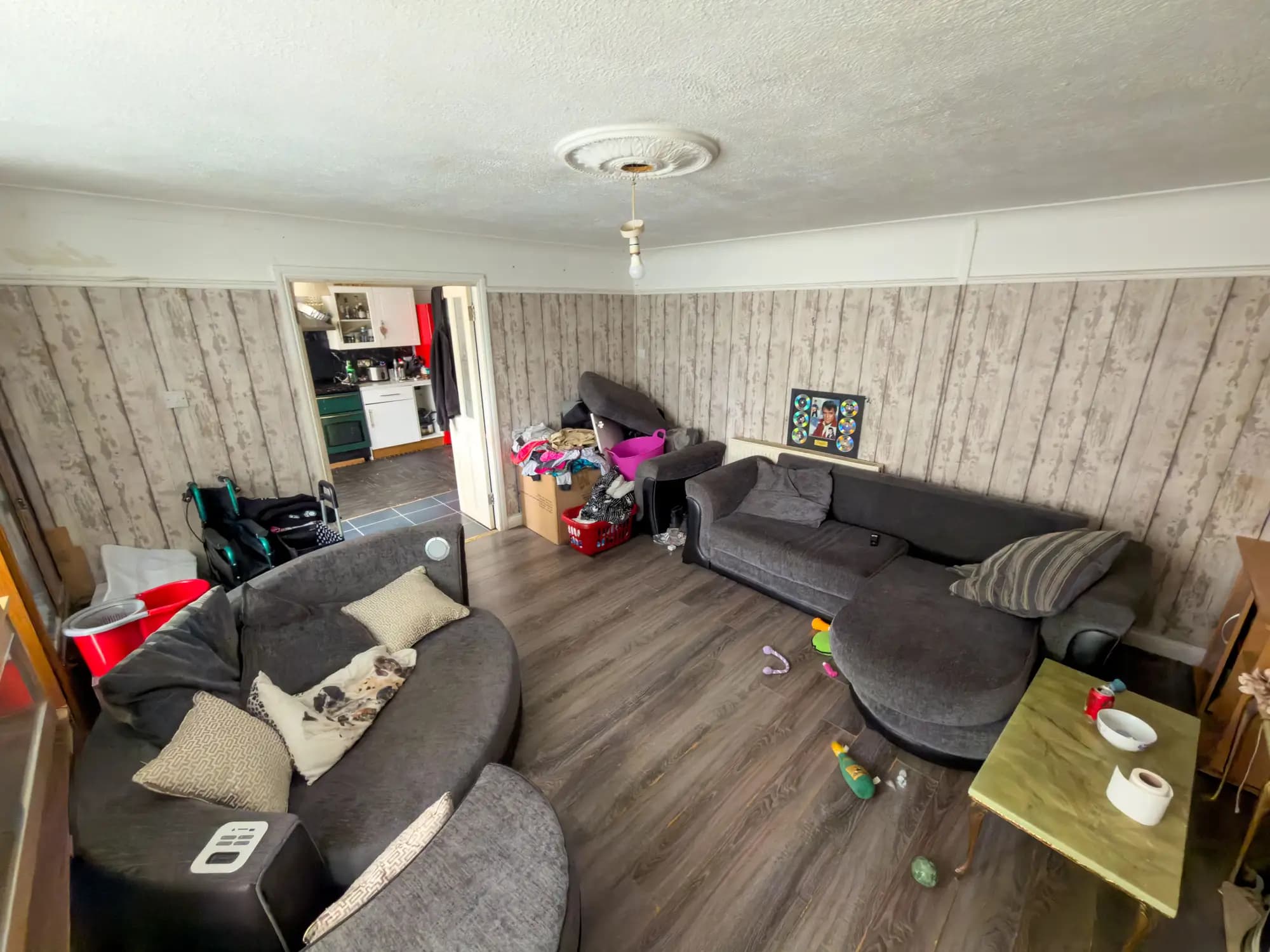 property photo 4 of 31