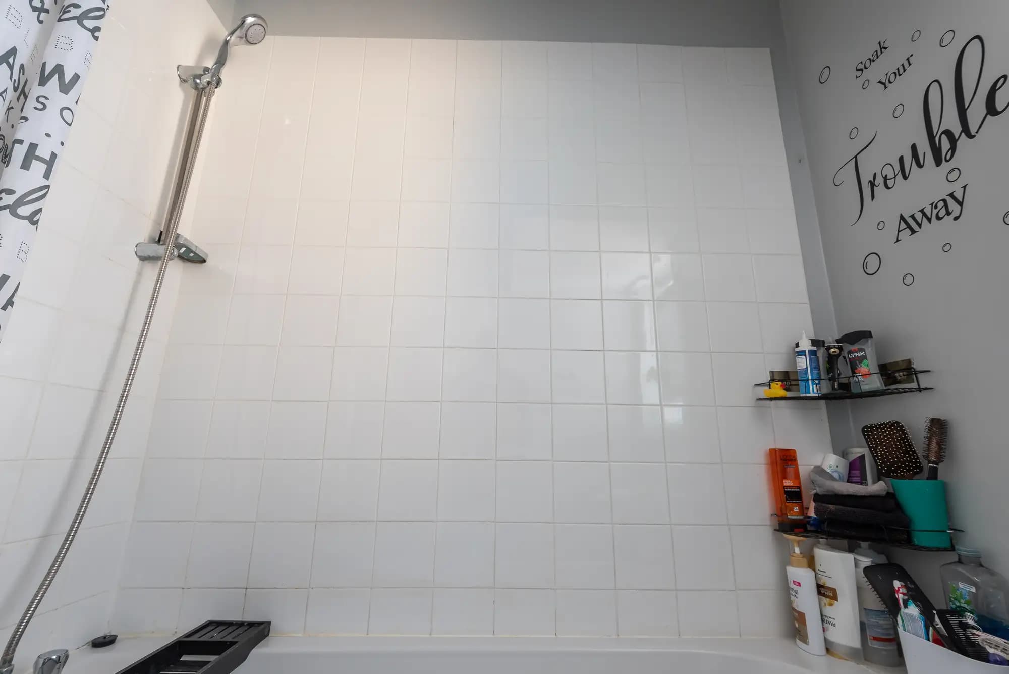 property photo 9 of 27