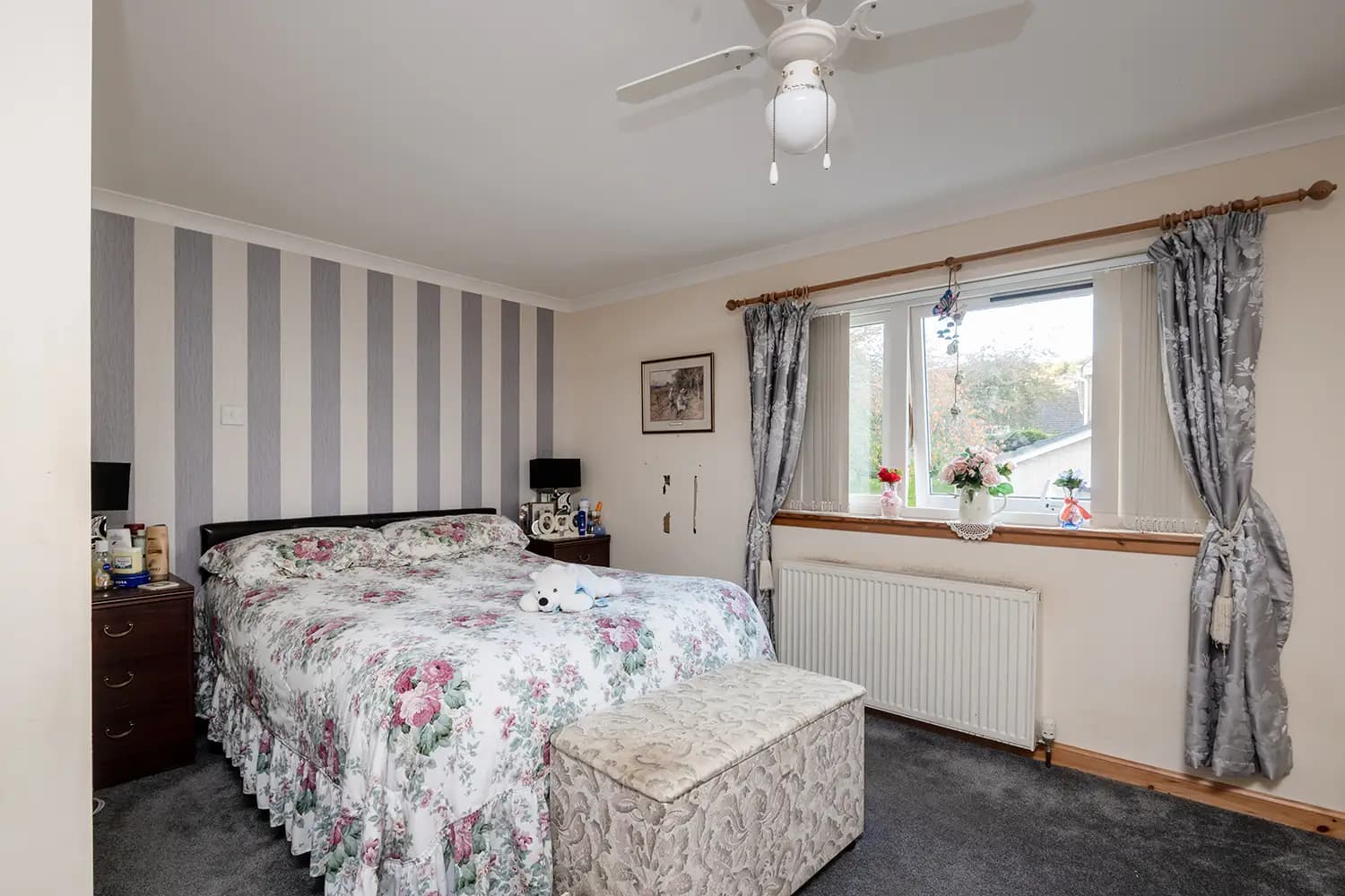 property photo 18 of 30