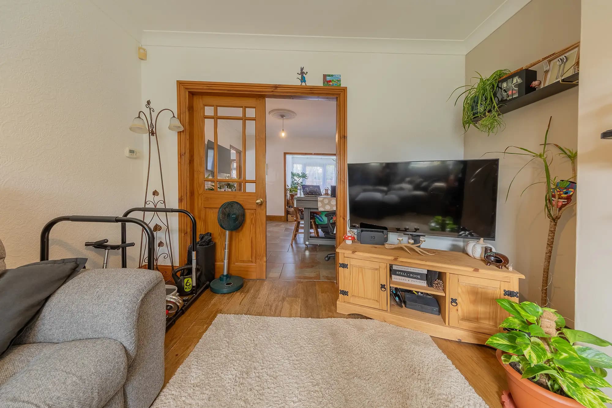 property photo 4 of 16