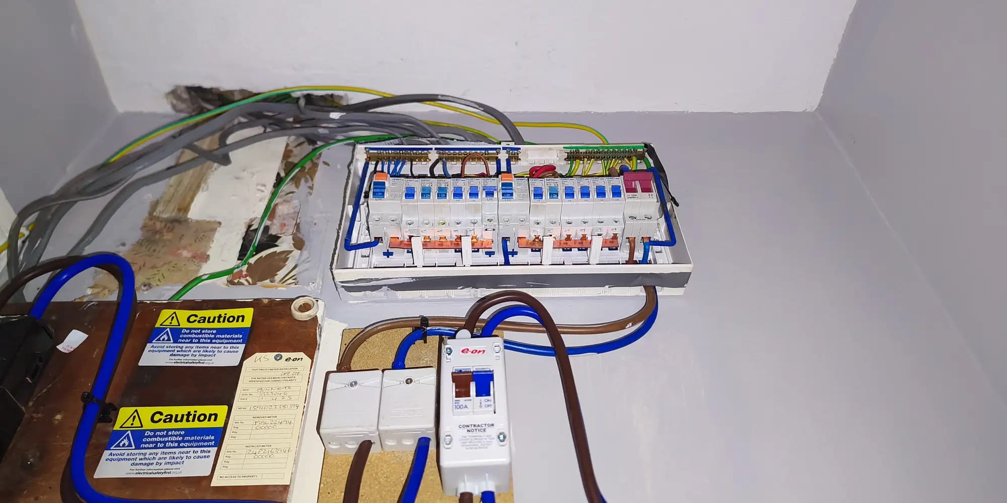 property photo 9 of 11