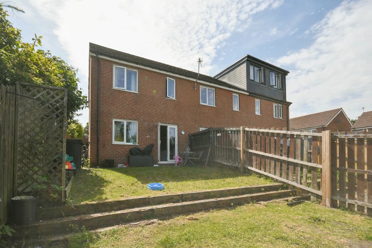 property photo 19 of 20
