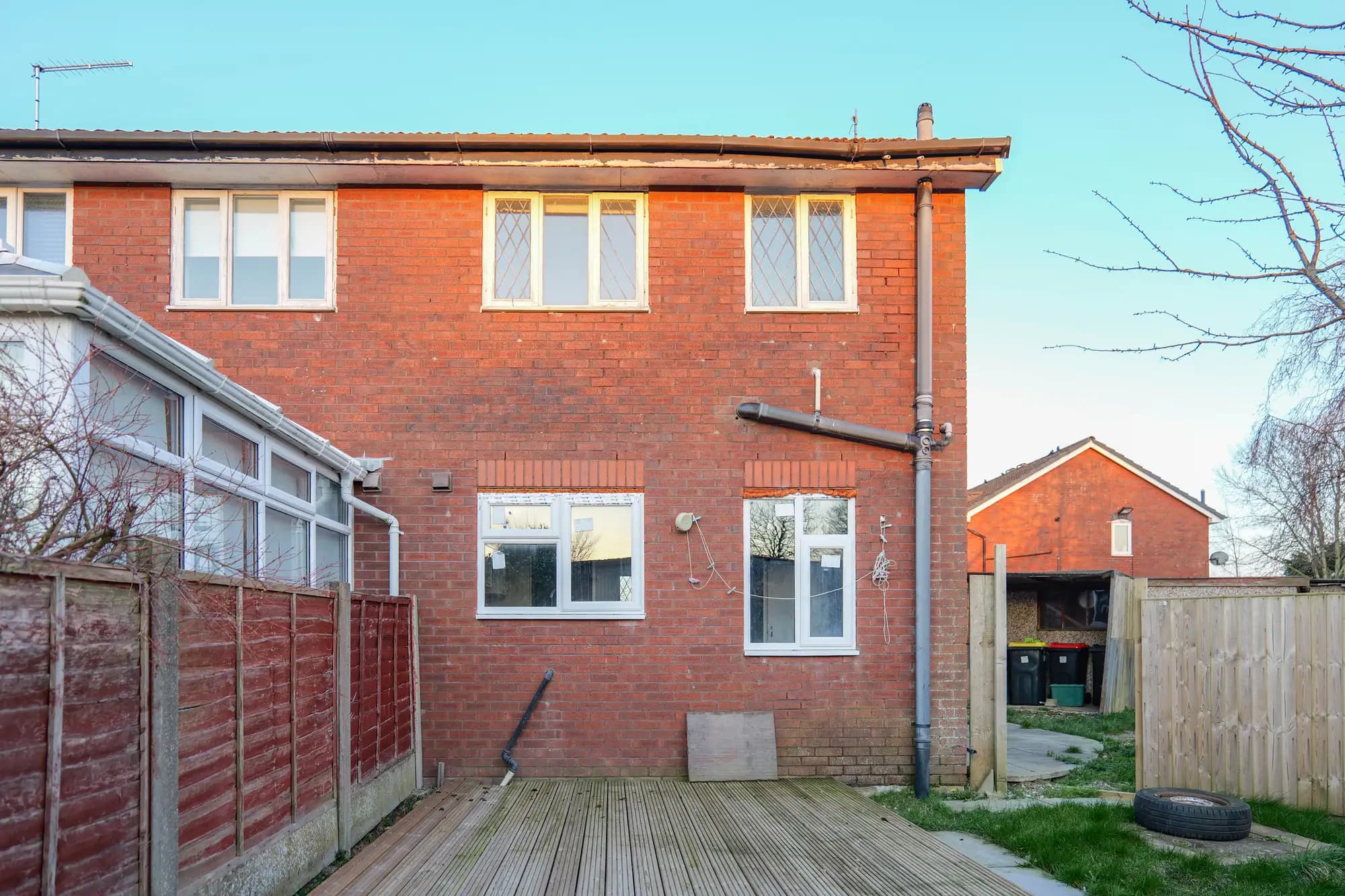 property photo 13 of 16