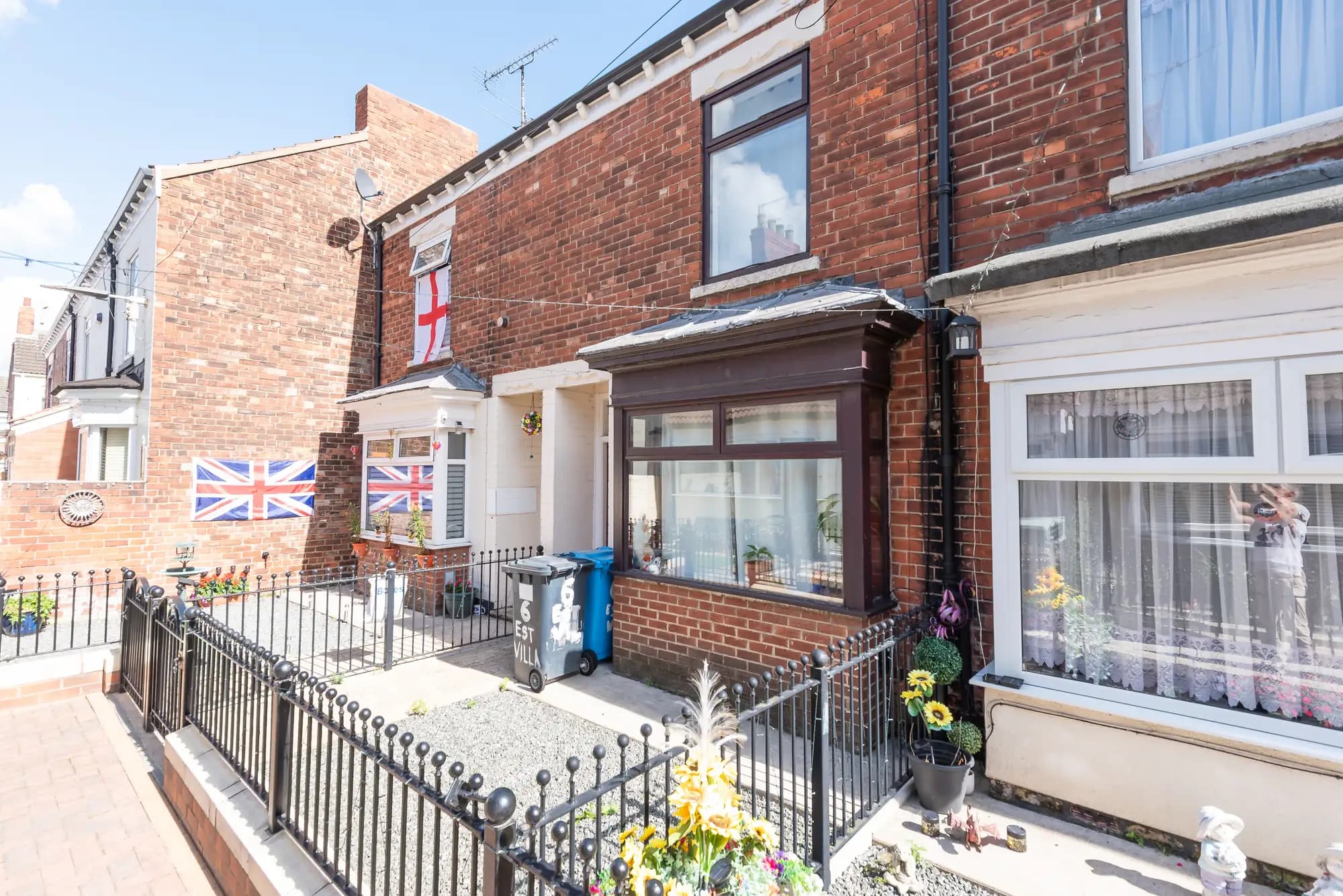 property photo 22 of 25