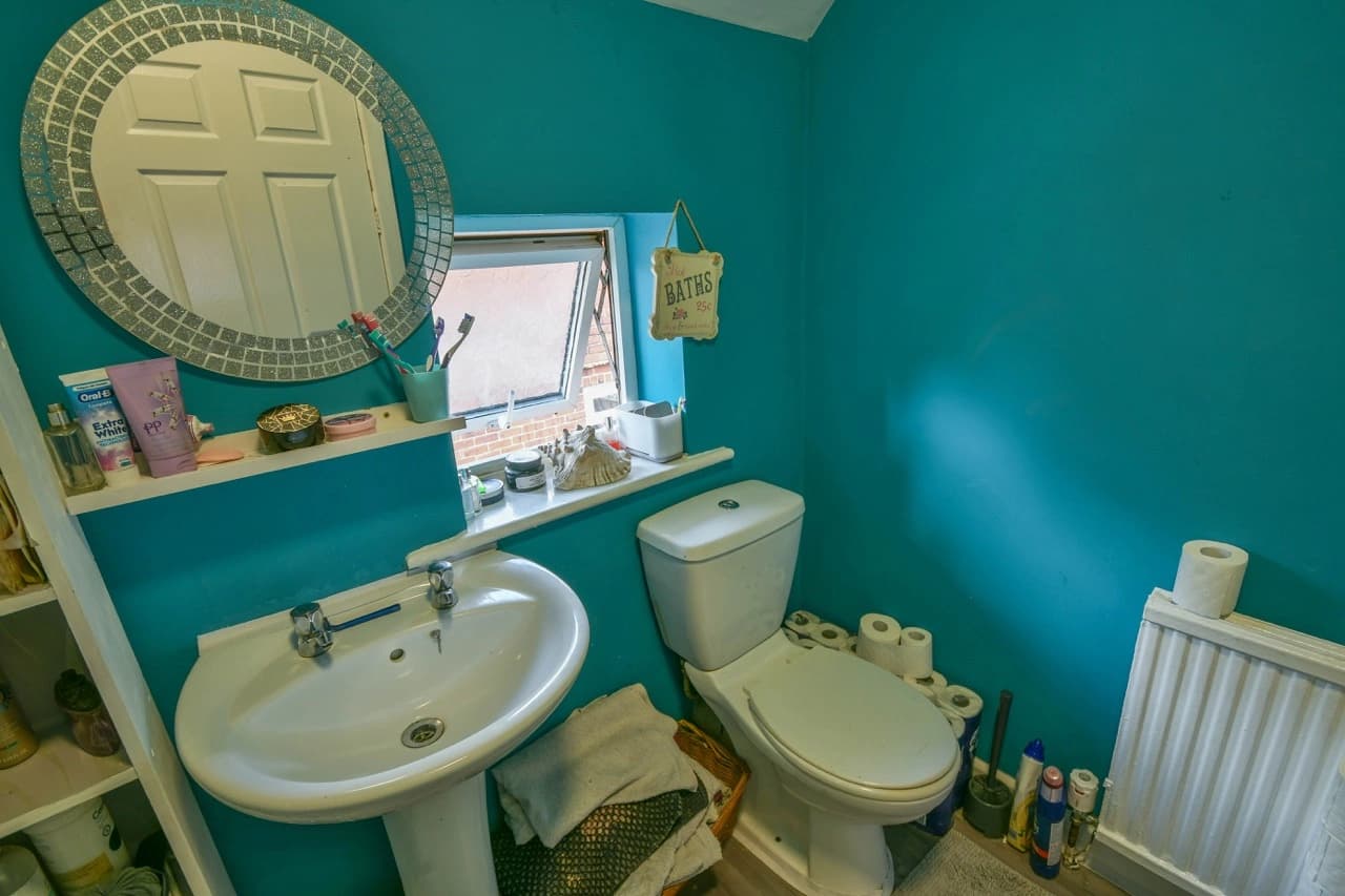 property photo 10 of 20