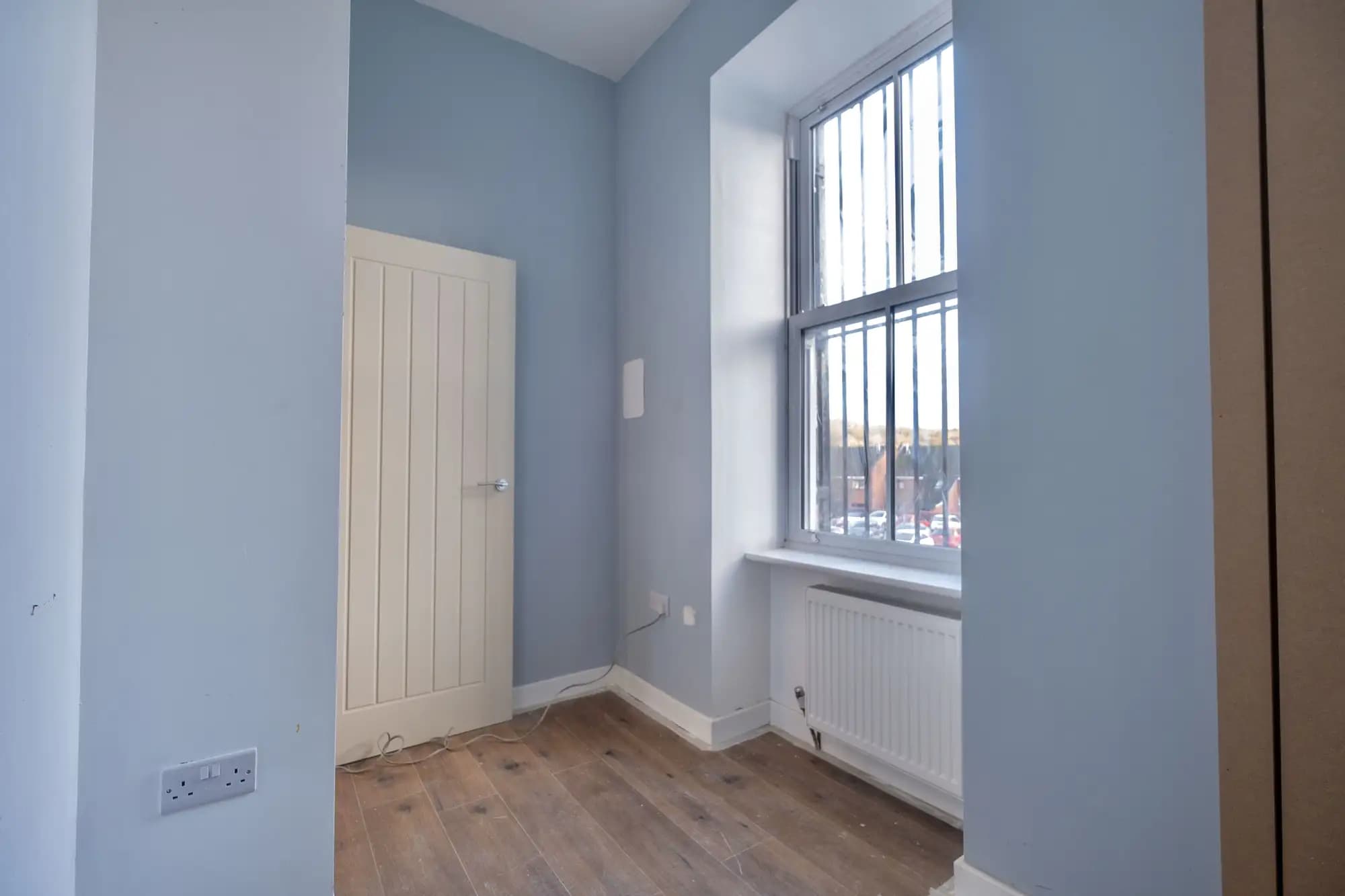 property photo 10 of 13