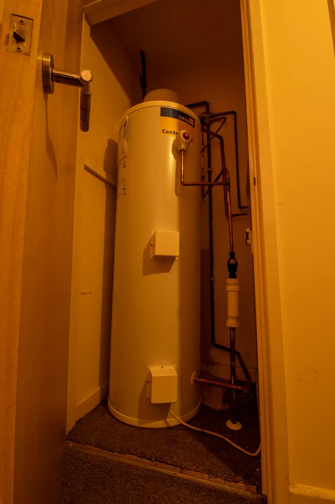 property photo 9 of 12