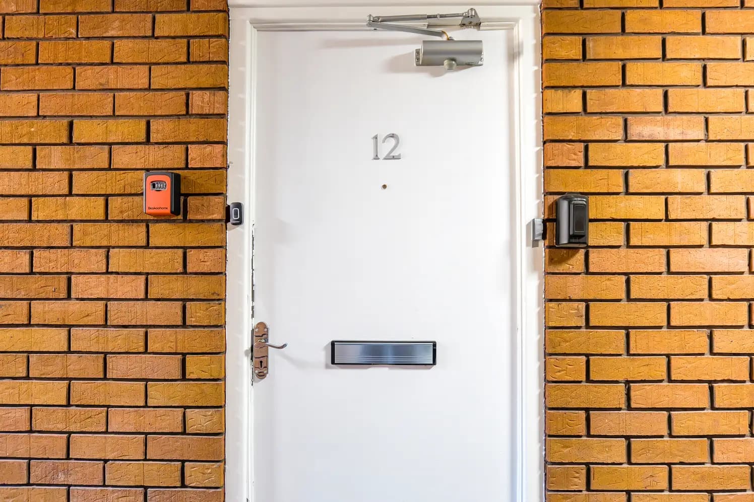 property photo 21 of 25