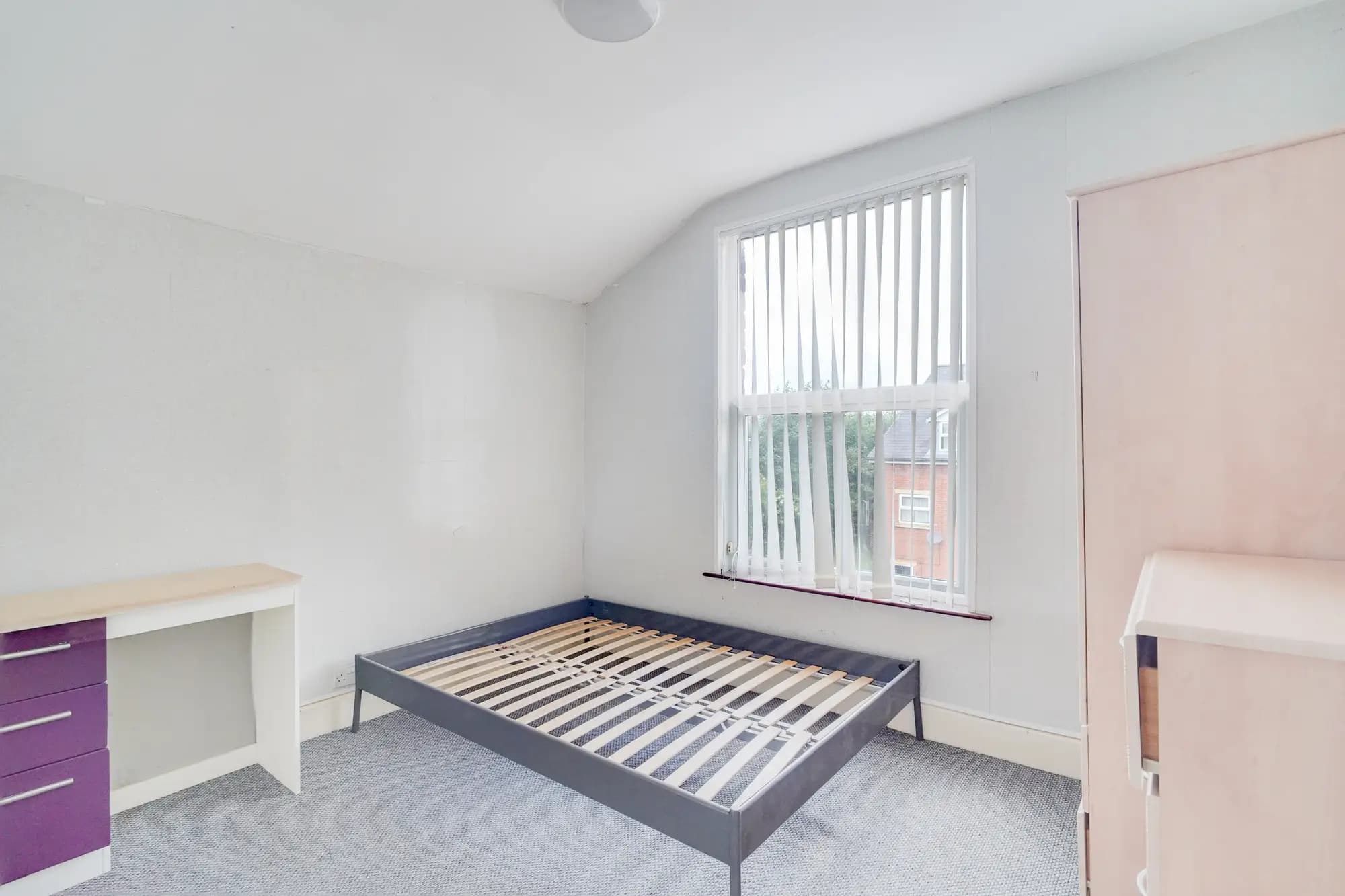 property photo 35 of 57