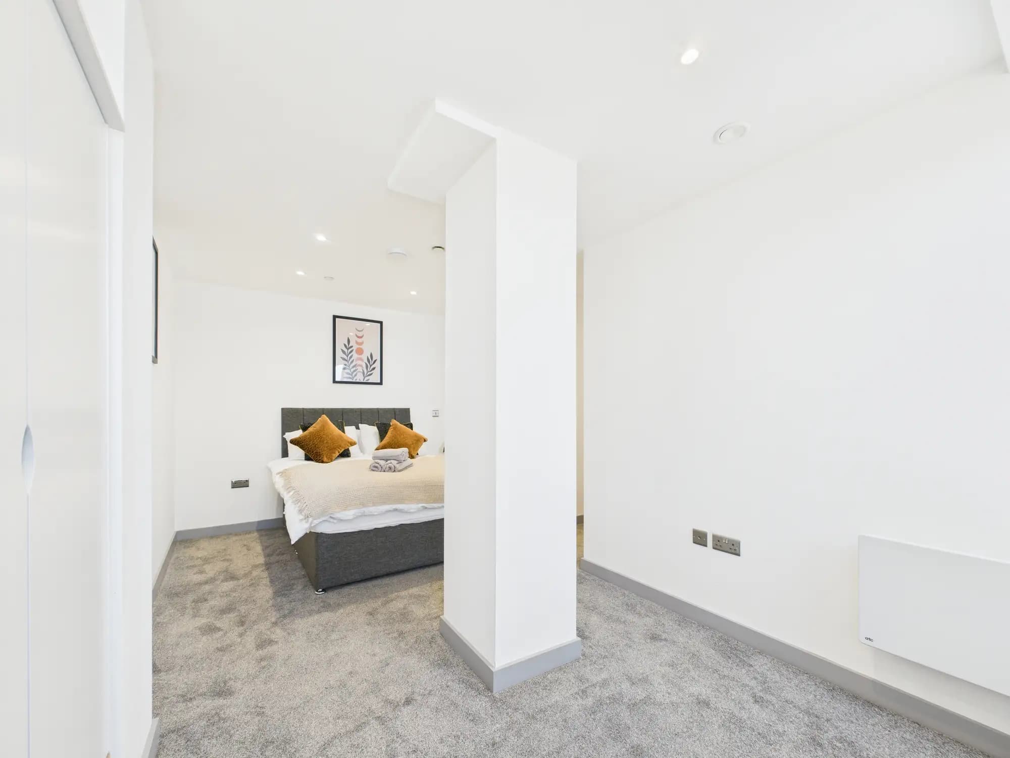 property photo 8 of 8