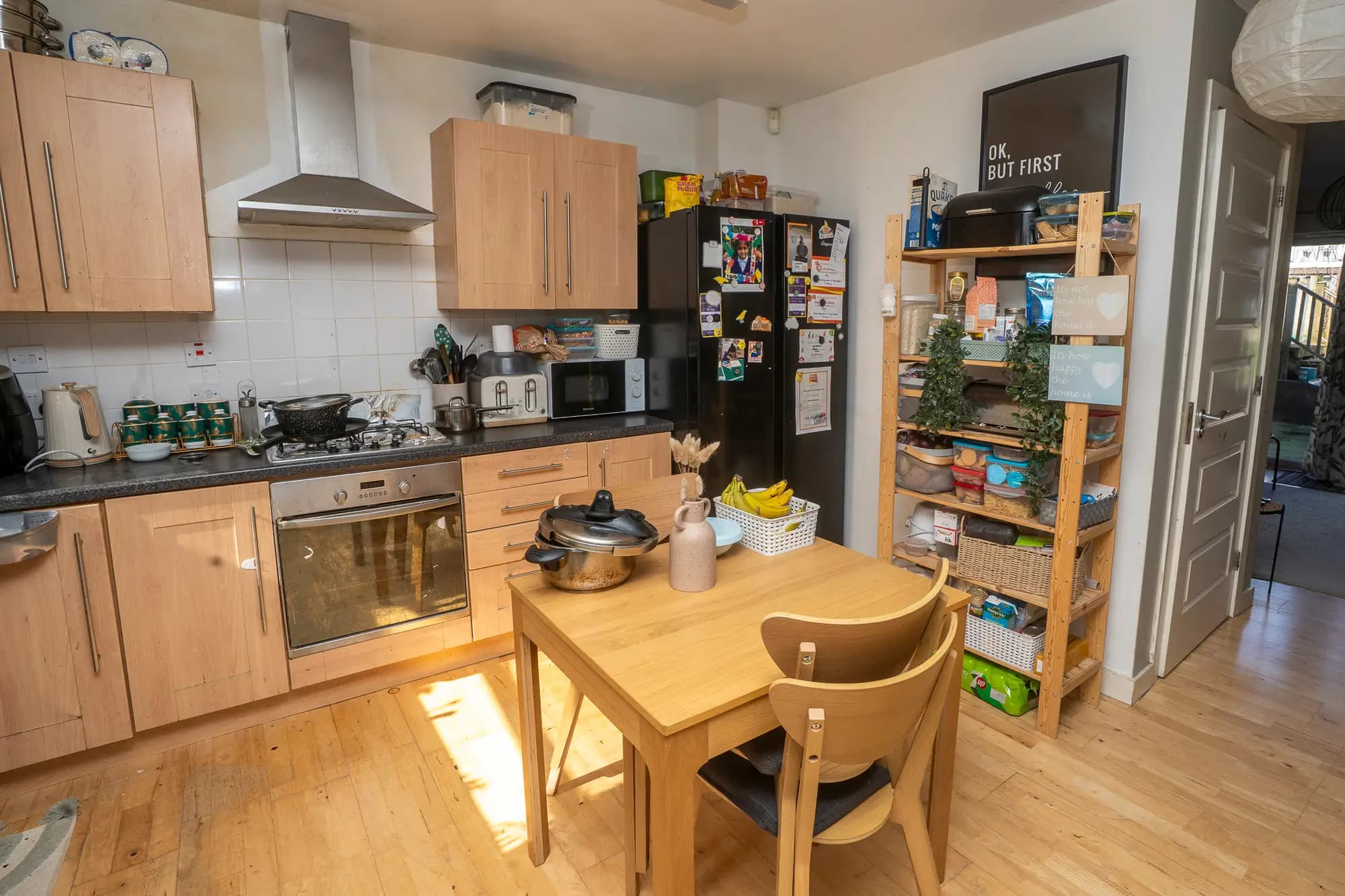 property photo 6 of 19