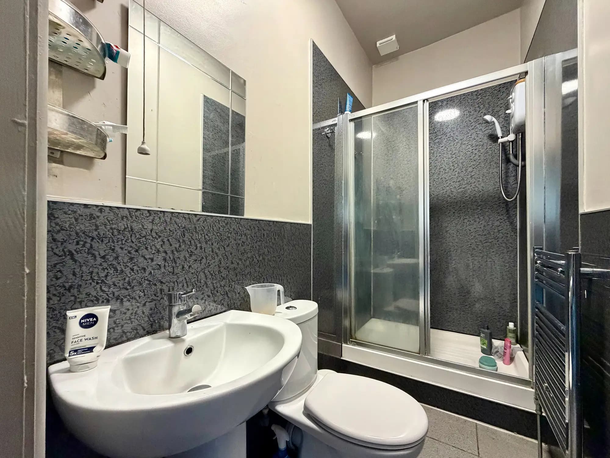 property photo 10 of 39