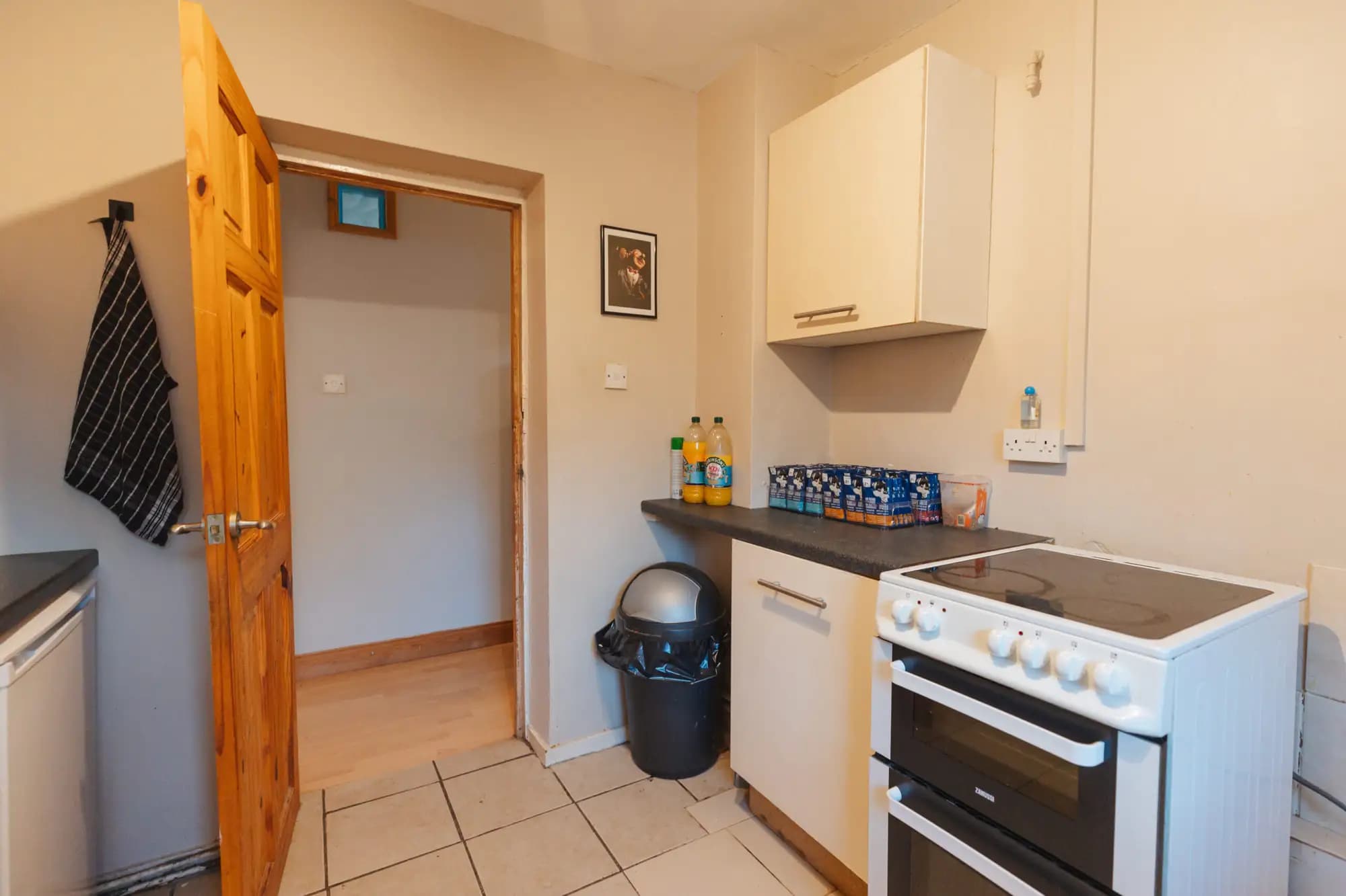 property photo 6 of 20