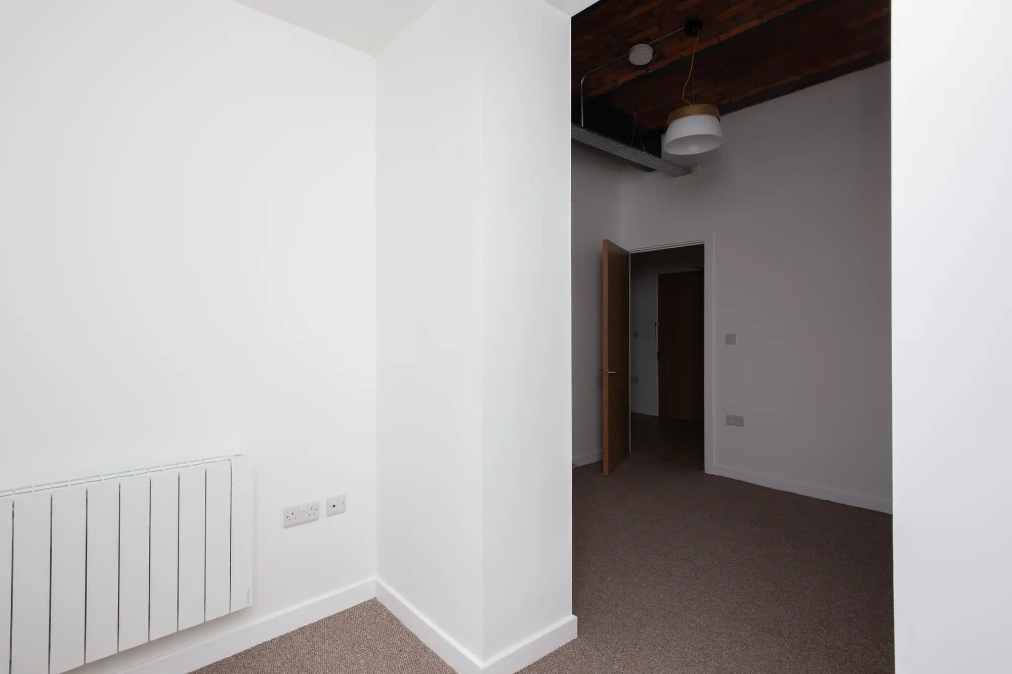 property photo 19 of 28