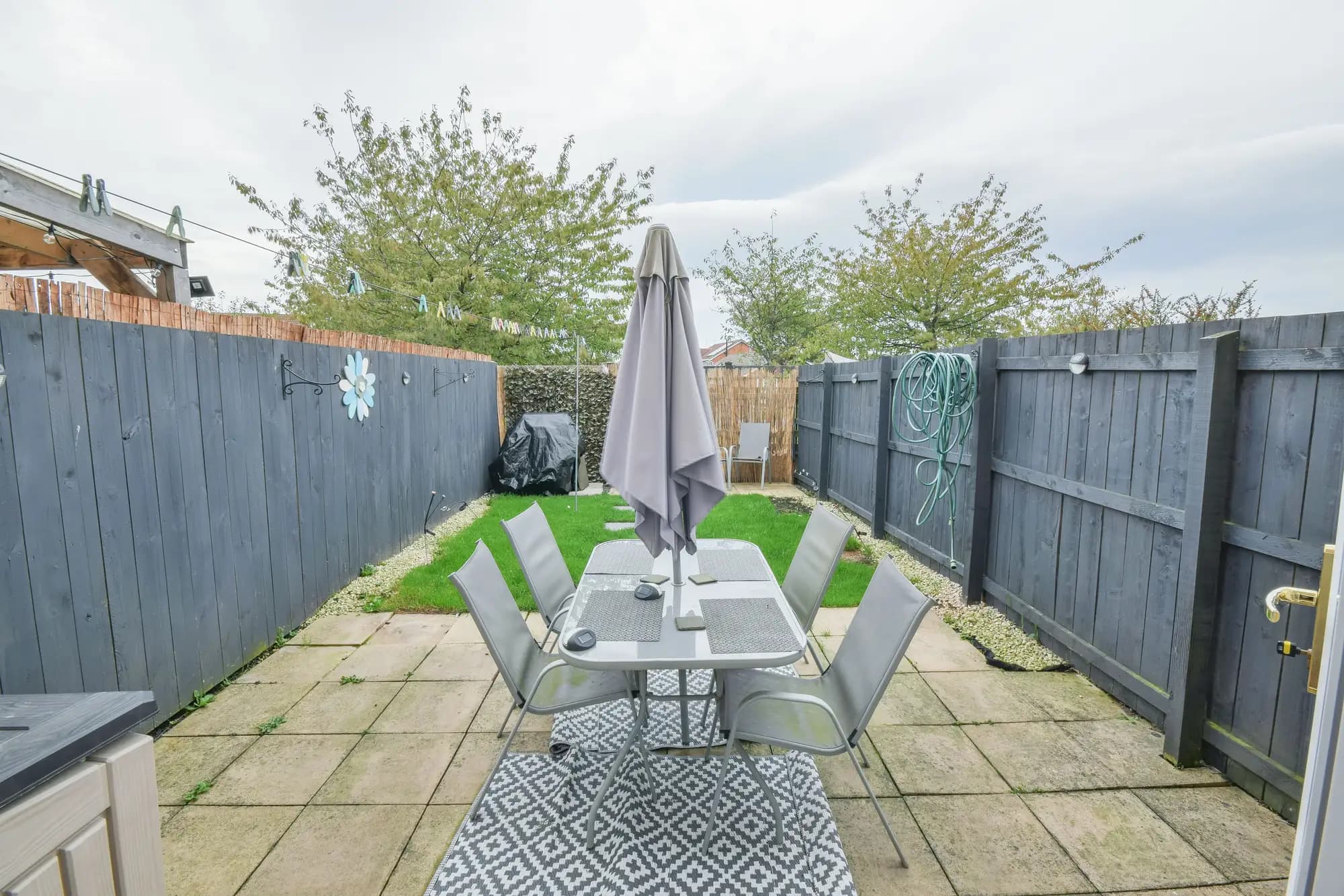 property photo 14 of 15