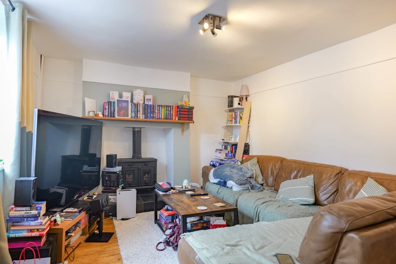 property photo 2 of 19