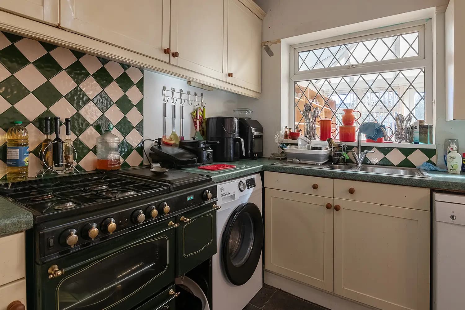 property photo 13 of 30