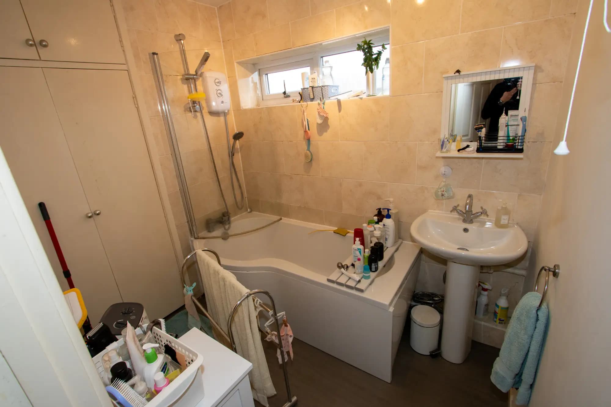 property photo 7 of 17