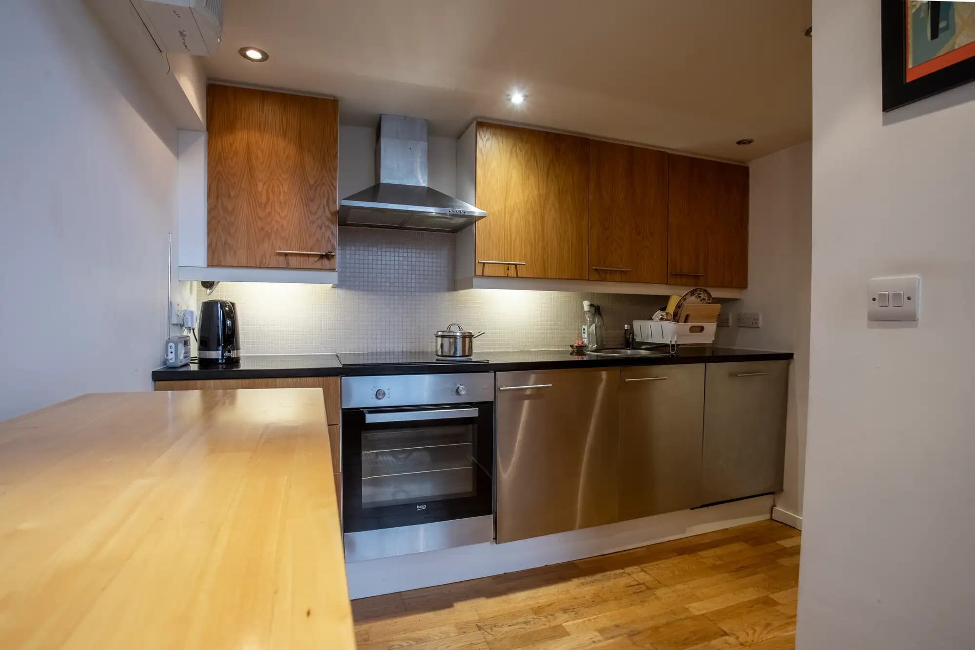 property photo 5 of 17