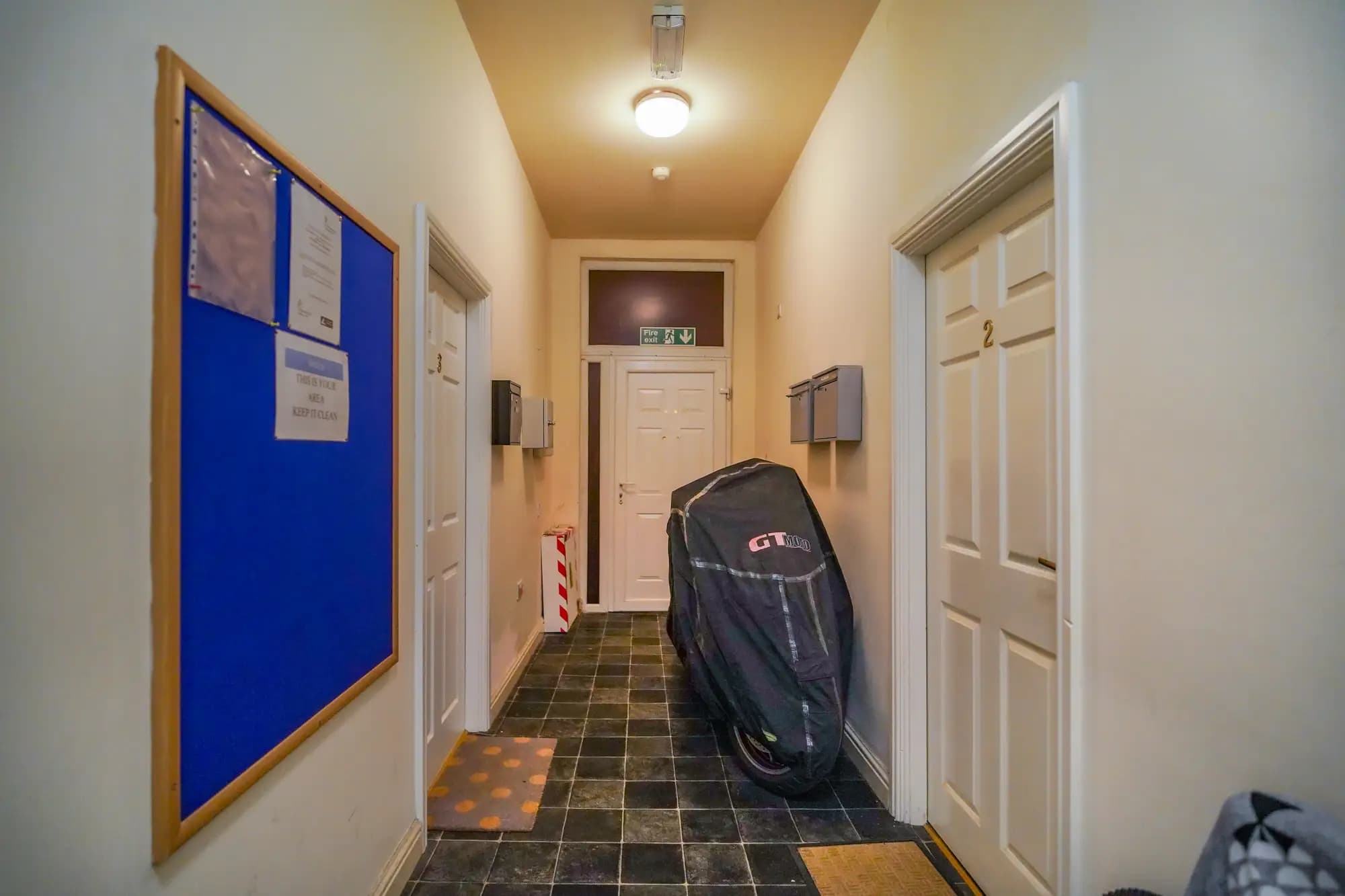property photo 13 of 16