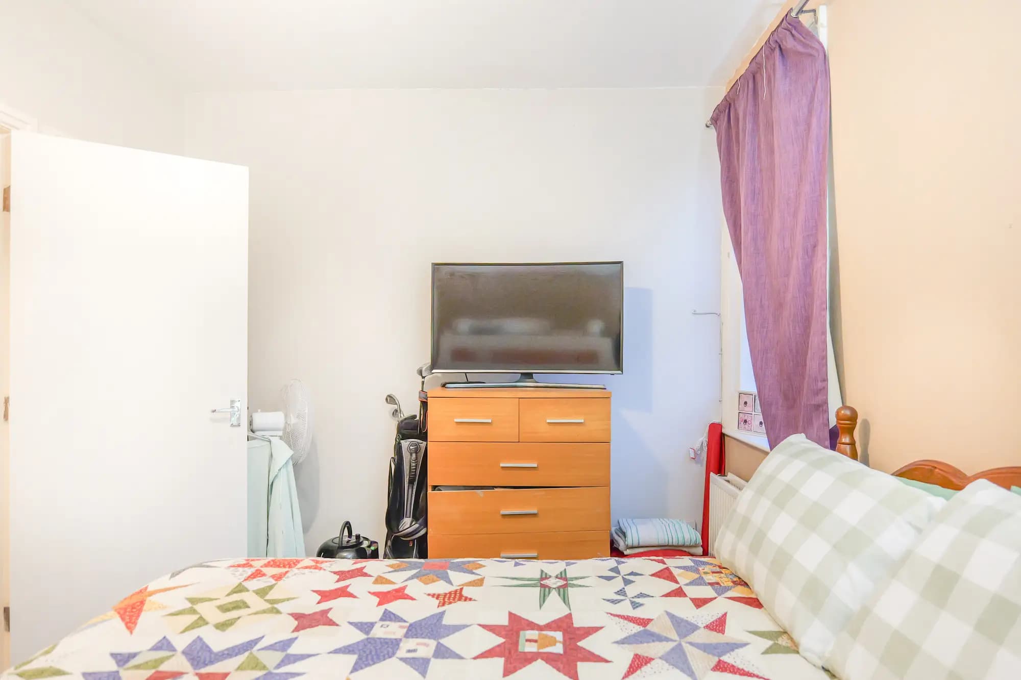 property photo 8 of 25