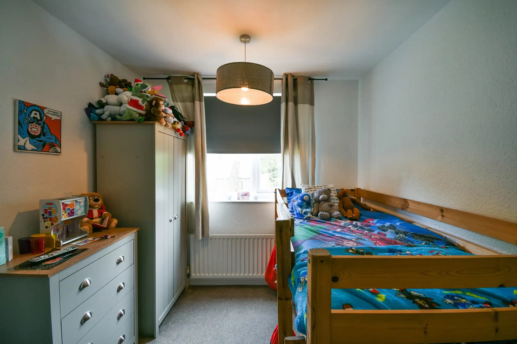 property photo 16 of 27